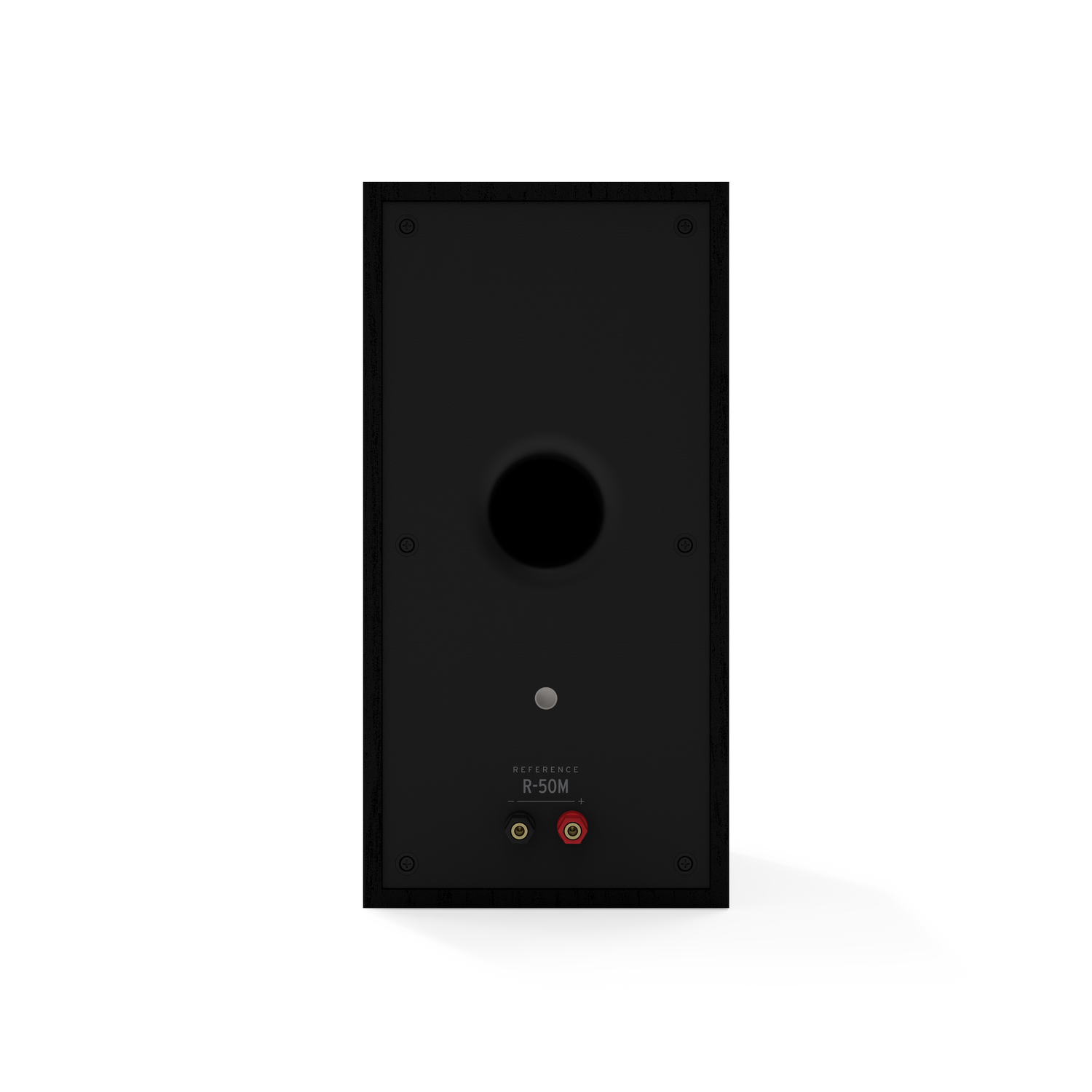 Zwarte speaker met een donkere houten afwerking, met rode en zwarte connectoren.