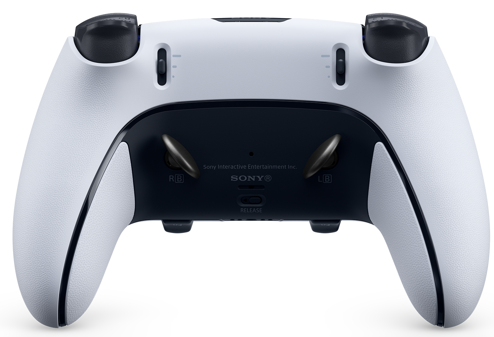 Rückansicht eines weißen und schwarzen PlayStation 5-Controllers mit Knöpfen.