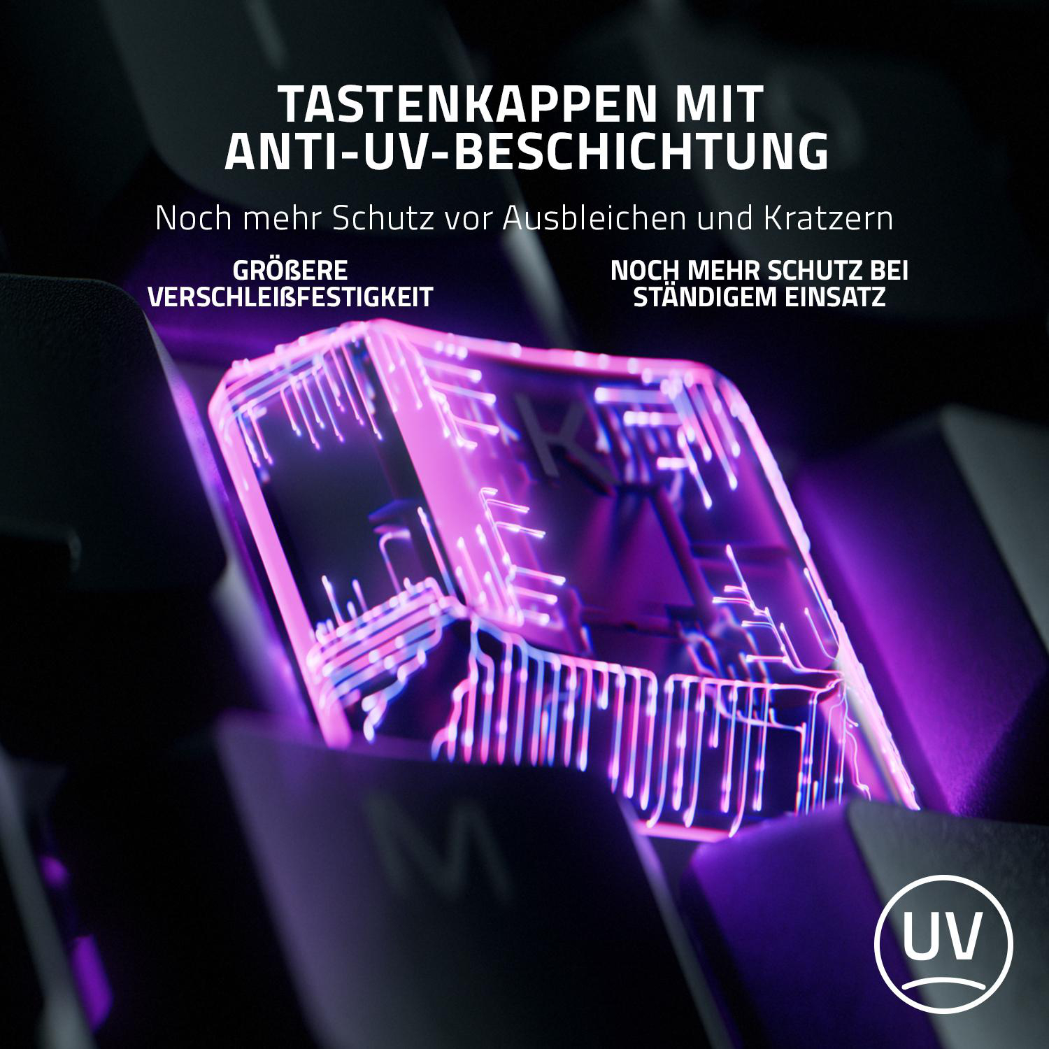 Nahaufnahme einer Tastaturtaste mit Anti-UV-Beschichtung, lila beleuchtet.