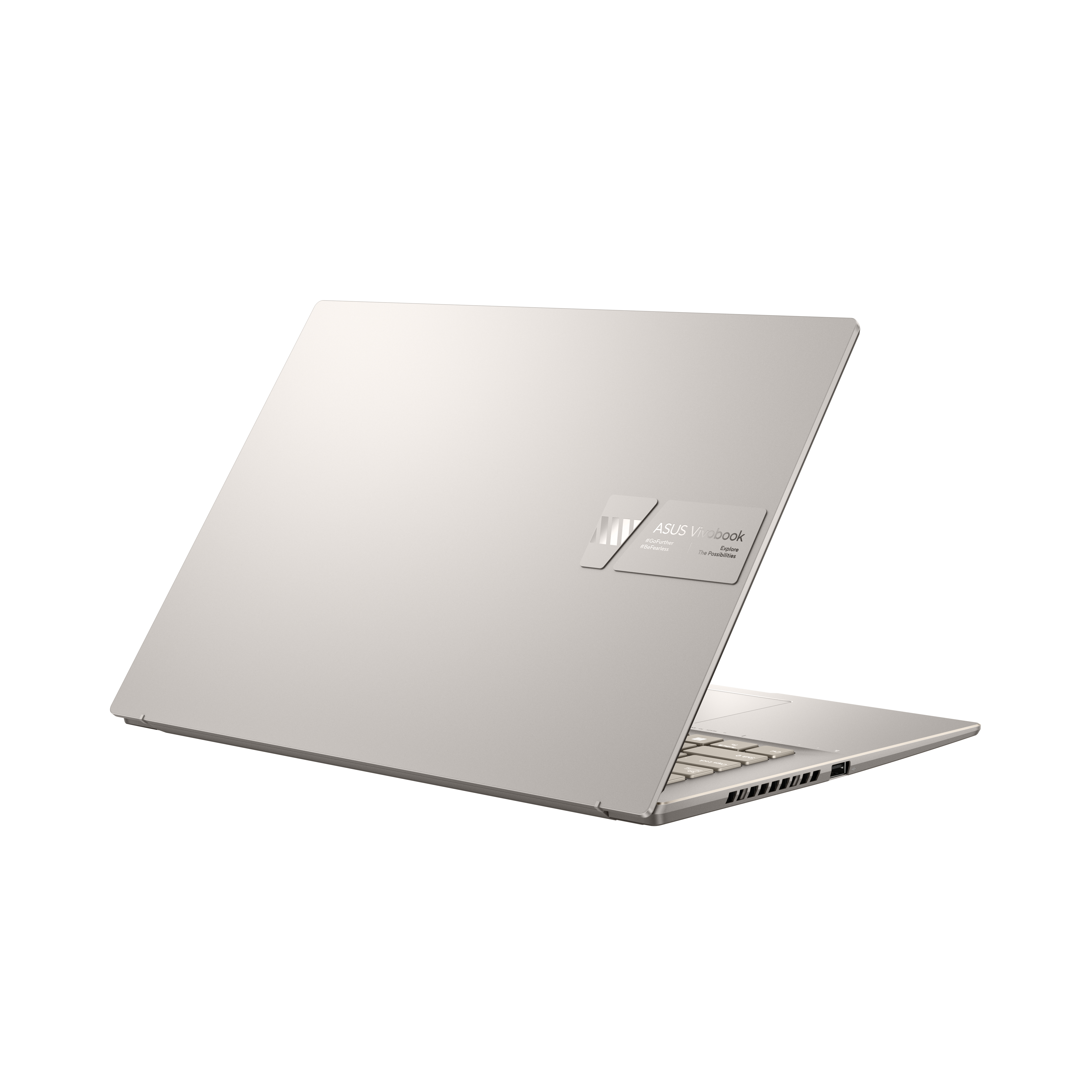 Portátil plateado, vista trasera, ligeramente abierto. Logotipo ASUS Vivobook visible. Fondo blanco.