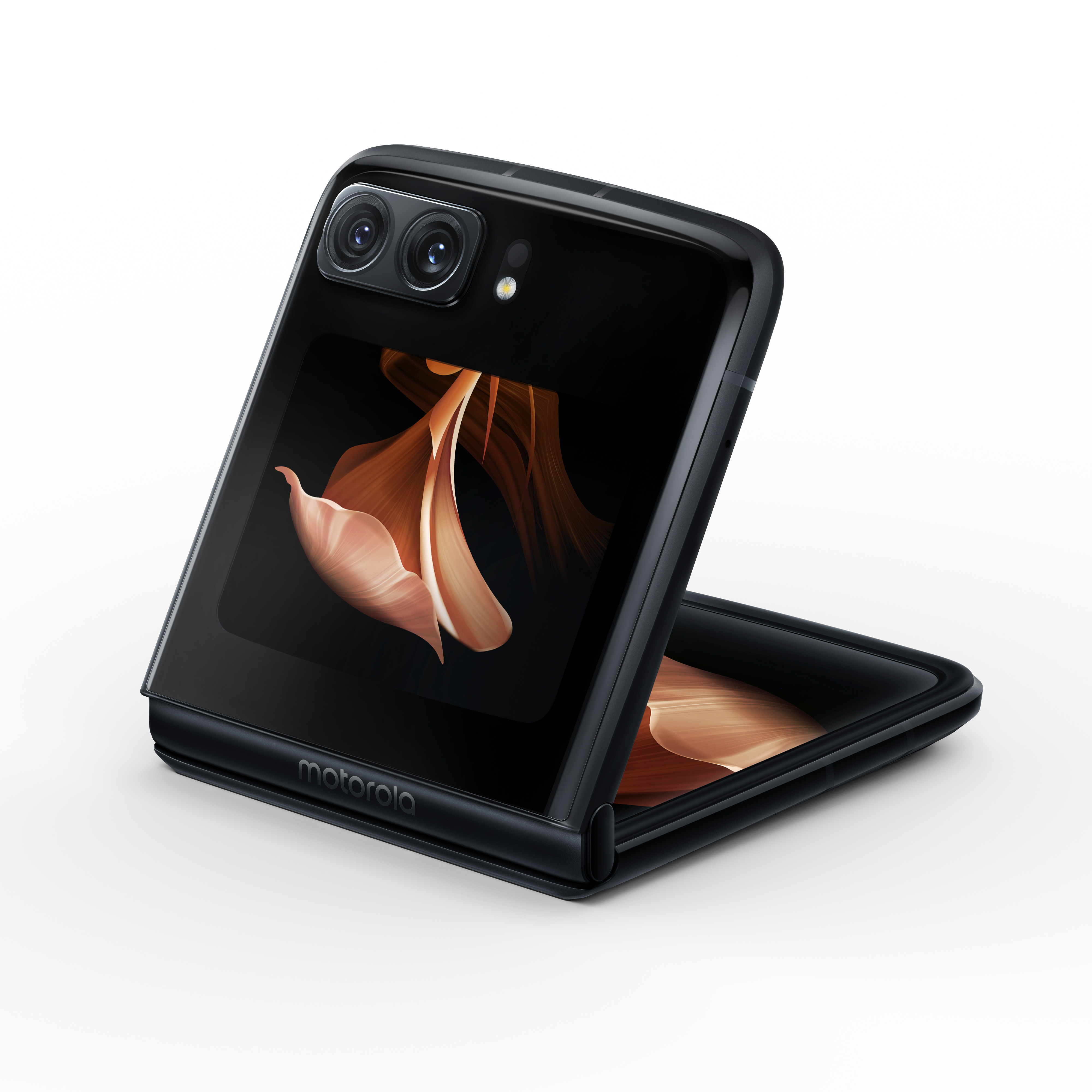 Ein schwarzes Motorola Razr Telefon, geöffnet, mit einem Bildschirm, der ein rosa-braunes Bild zeigt. Das Telefon ist gefaltet.