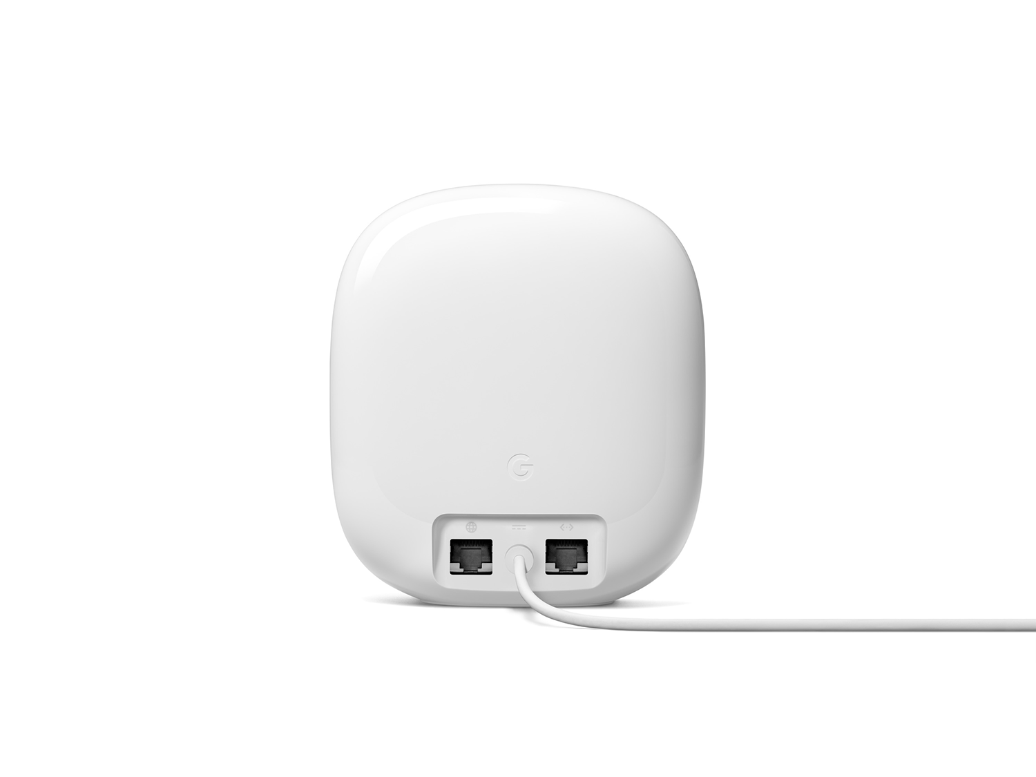 Een witte Google Nest Wifi-router, van achteren gezien, met twee poorten en een stroomkabel.