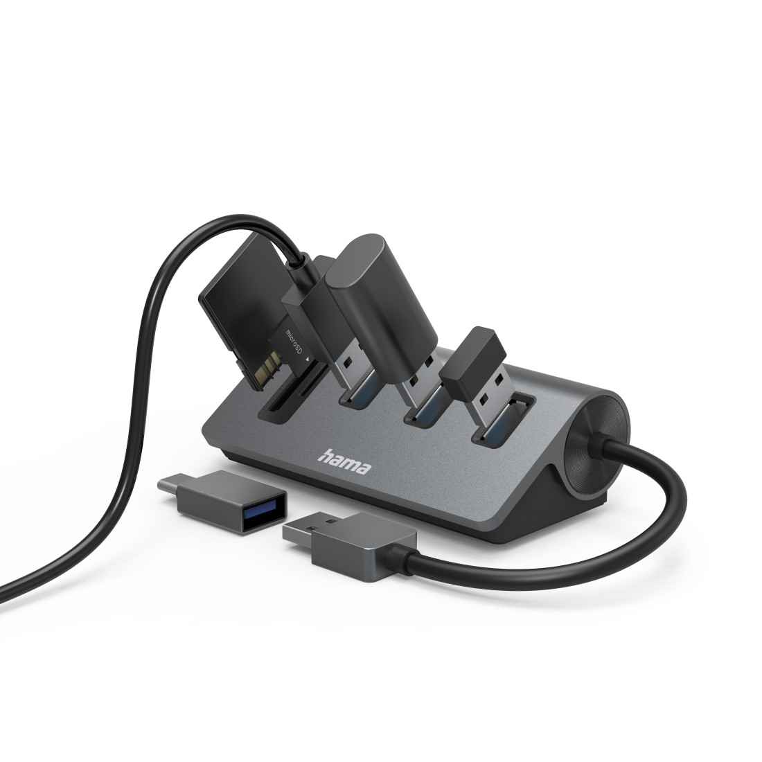 Grauer Hama USB-Hub mit angeschlossenen USB-Laufwerken und SD-Karte. Weißer Hintergrund.