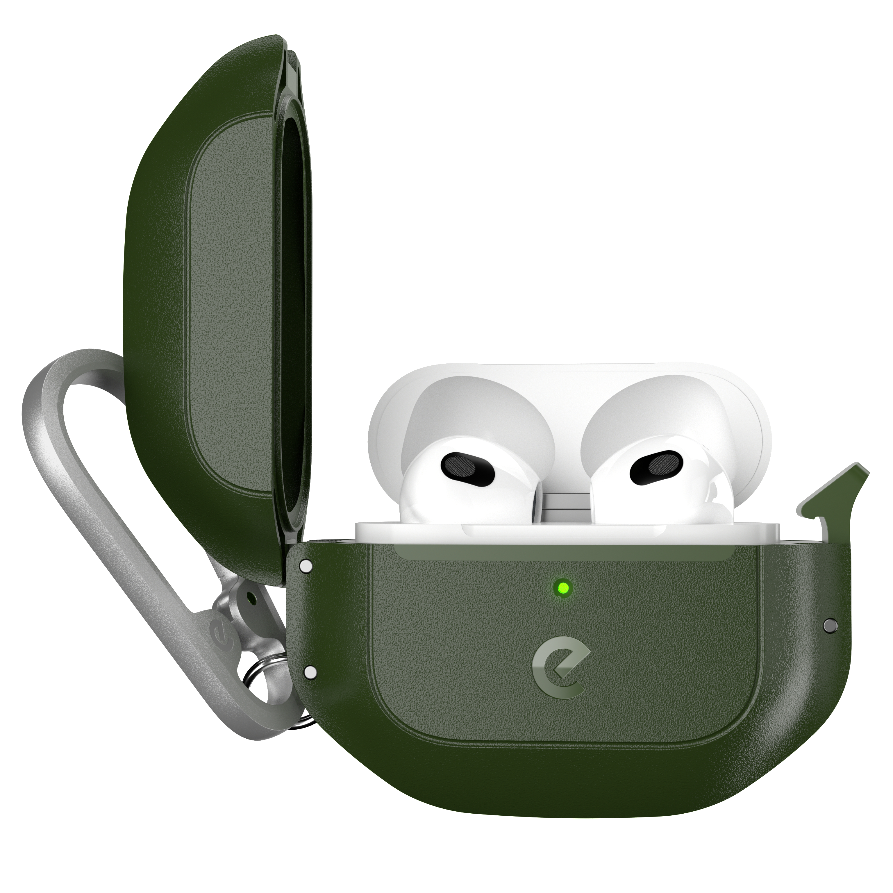 Grüne AirPods-Hülle offen mit weißen AirPods innen, silberner Haken. Die Hülle ist auf weißem Hintergrund.