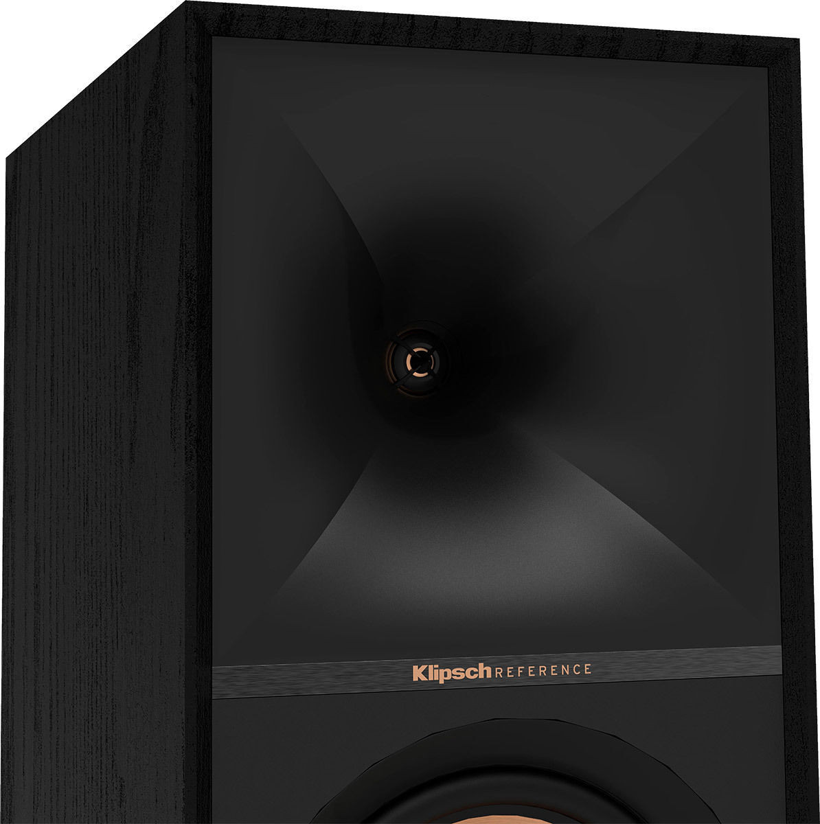 Enceinte Klipsch noire avec pavillon et côtés en grain de bois.