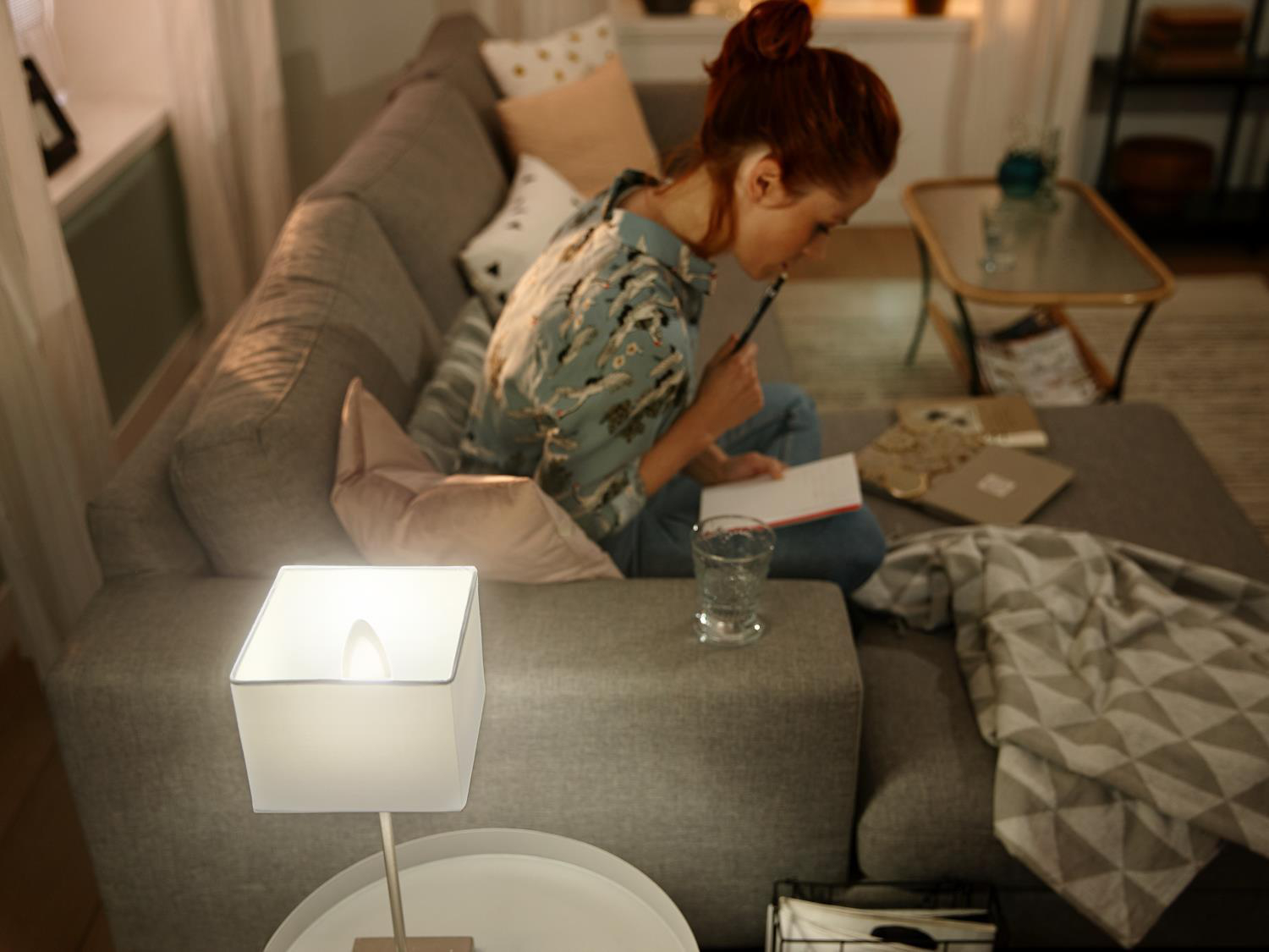 PHILIPS Hue White E14 3-er Pack, 3x470lm, dimmbar LED-Lampe warmweiß