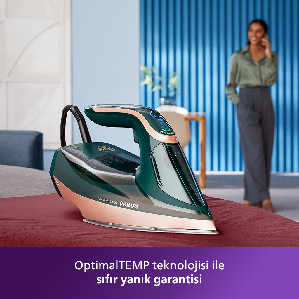 Ütü ve arka planda telefonla konuşan bir kadın. Metin: OptimalTEMP teknolojisi.
