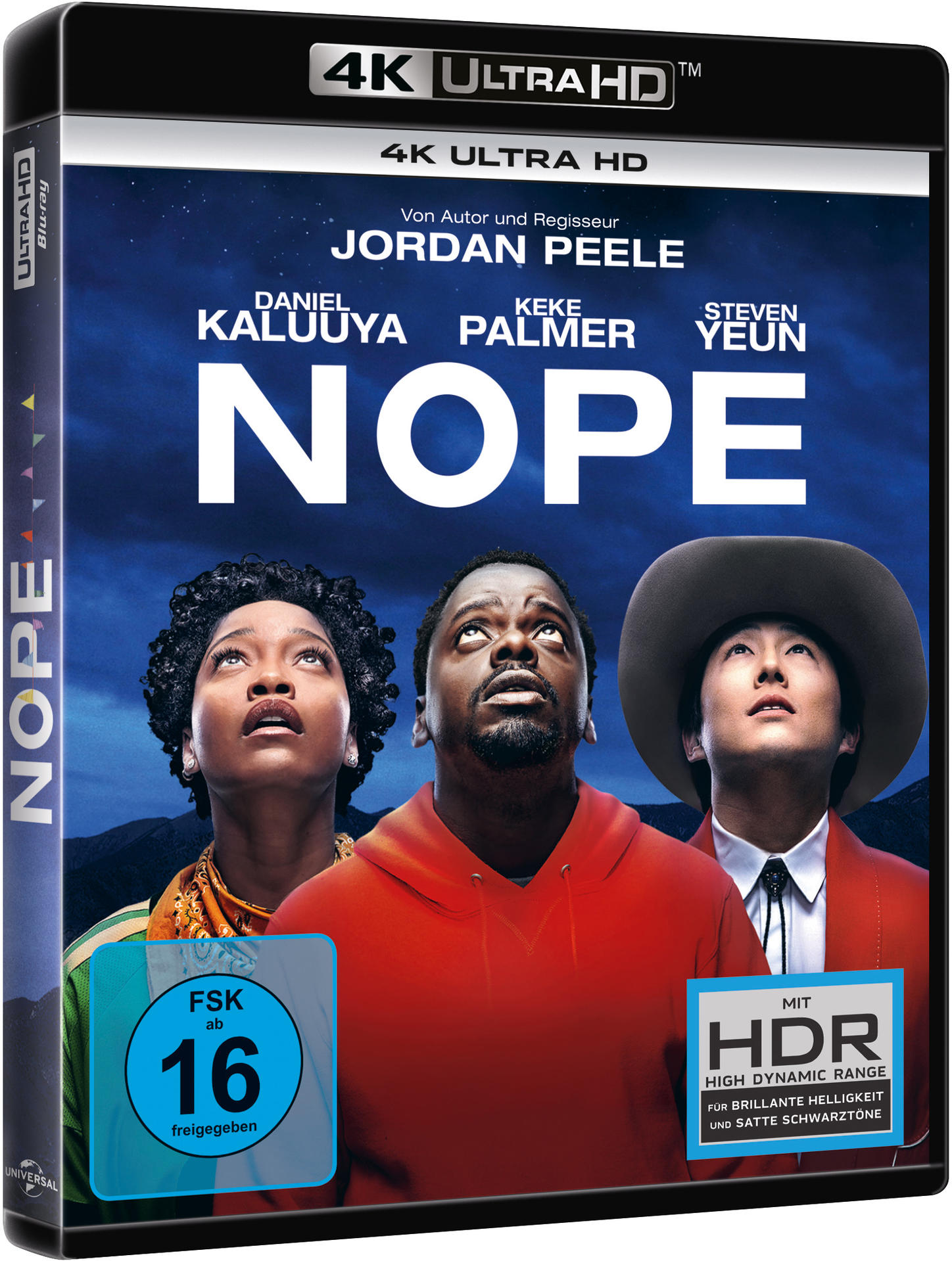 Filmcover: Drei Personen blicken in den Himmel. Titel: NOPE. Schauspieler: Daniel Kaluuya, Keke Palmer, Steven Yeun.