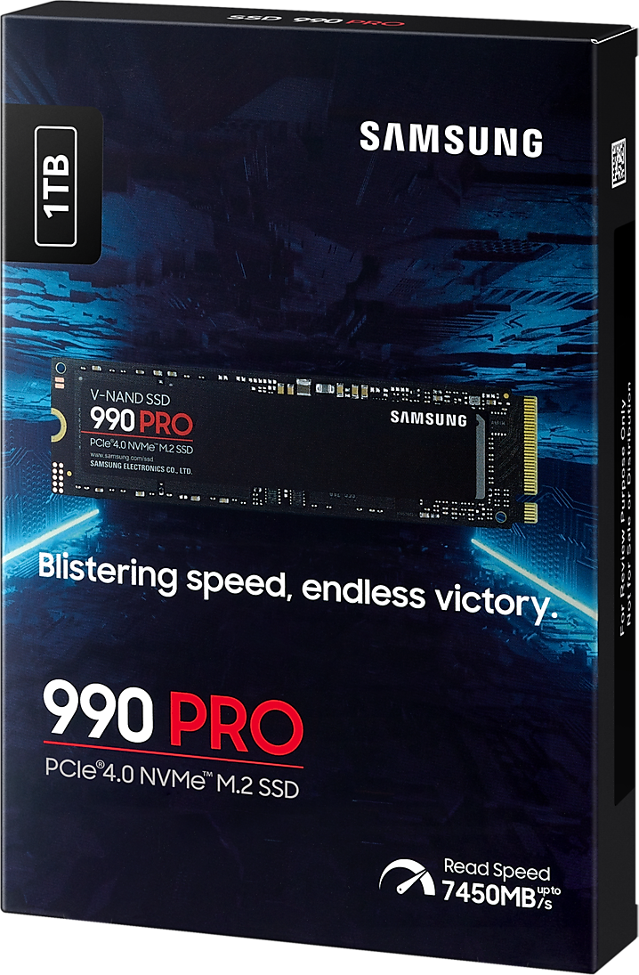 Egy Samsung 990 Pro SSD doboz. A doboz fekete, fehér szöveggel, kék háttéren.