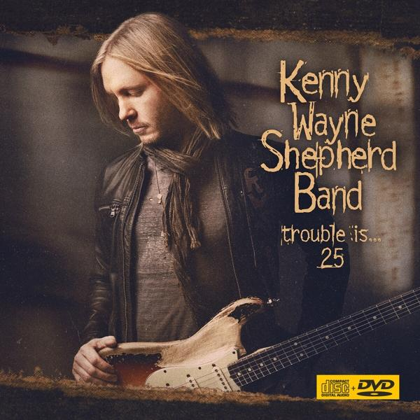 A Kenny Wayne Shepherd Band album borítója, egy gitárral rendelkező férfival.