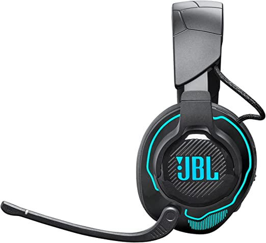 Auriculares gaming JBL negros con micrófono y detalles en azul.