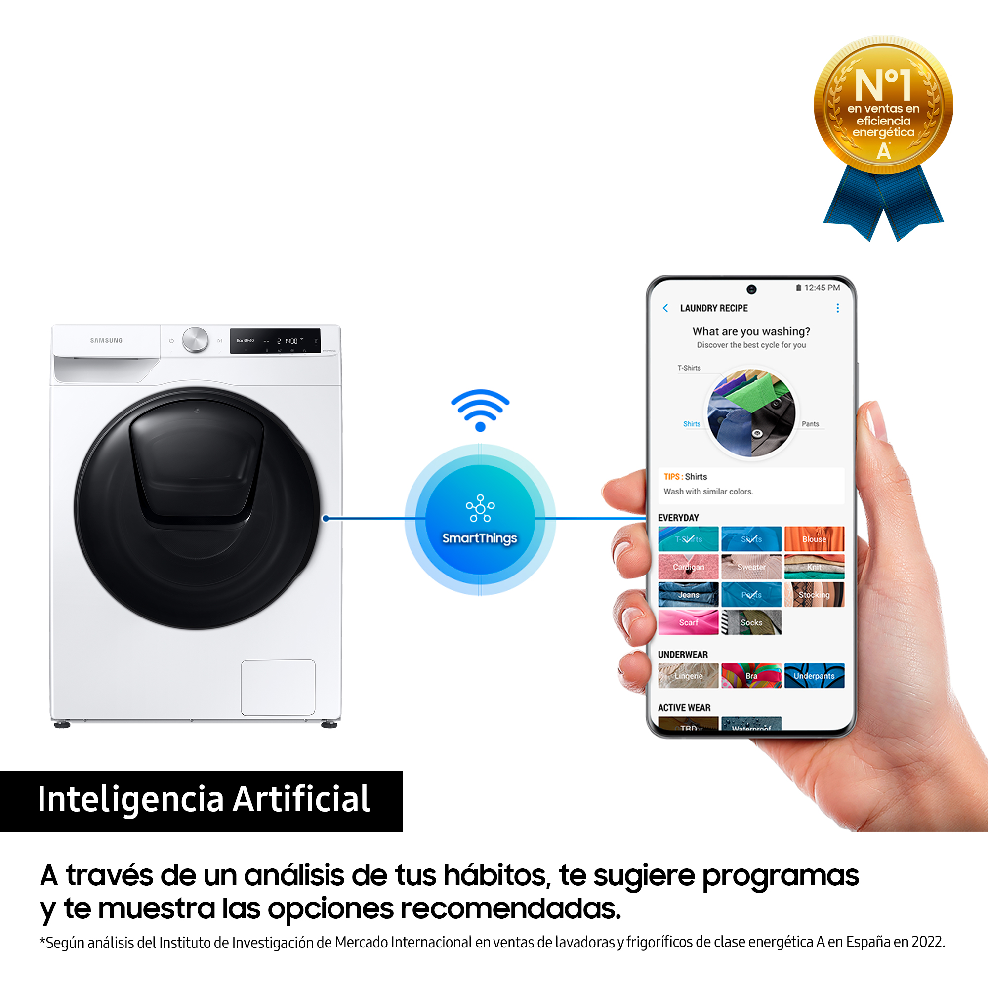 Lavadora y smartphone. App SmartThings en la pantalla del teléfono.