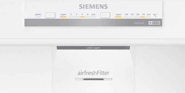 SIEMENS logosu ve ekran ayarları ile beyaz buzdolabı kontrol paneli. Sıcaklık ve fonksiyon kontrollerini içerir.