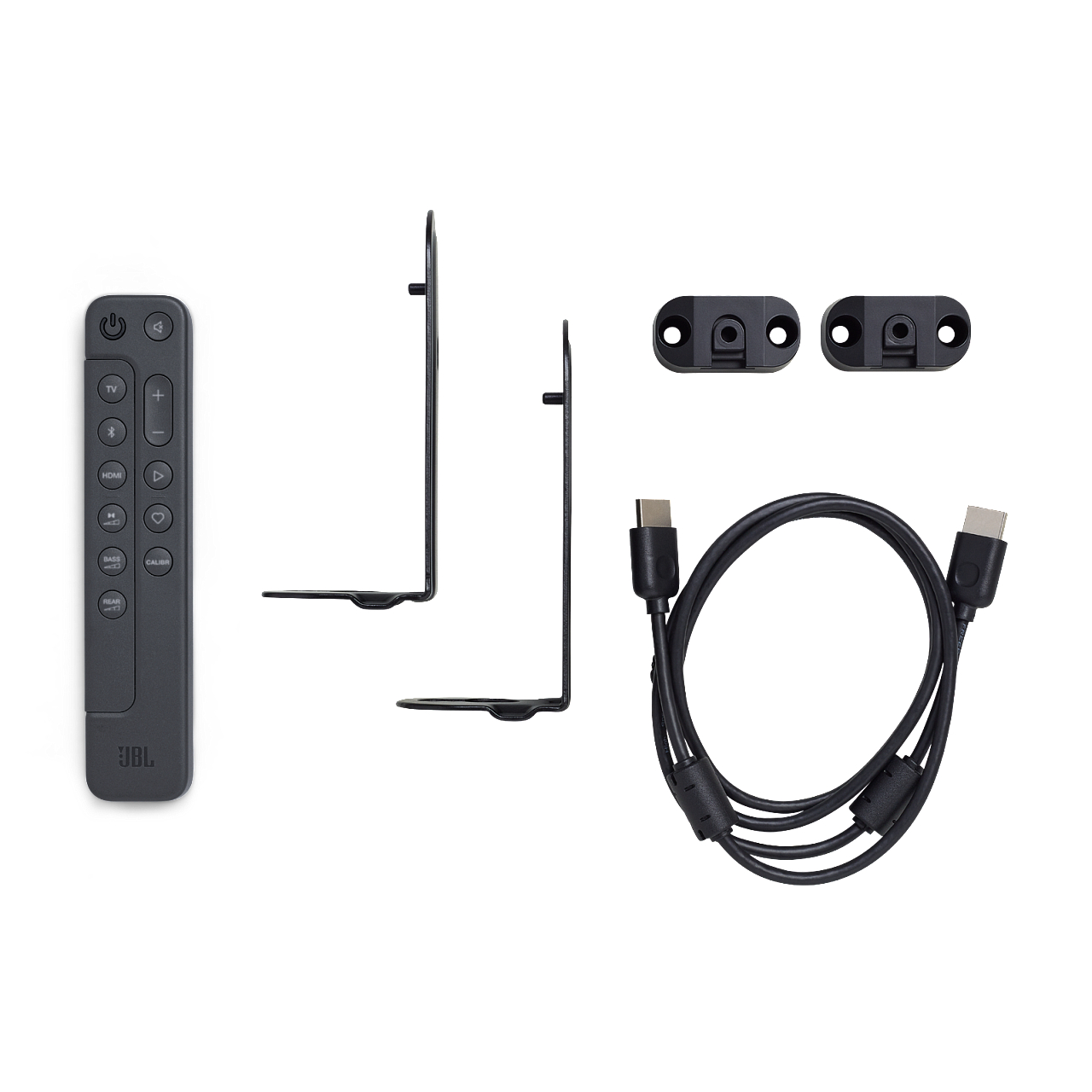 JBL Soundbar Zubehör. Fernbedienung, zwei Halterungen, zwei USB-C-Kabel und zwei Montageteile.
