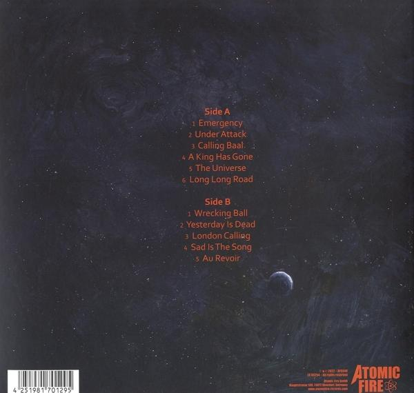 Rückseite einer Vinyl-Schallplatte mit Titellisten auf sternenklarem Hintergrund, mit Credits.