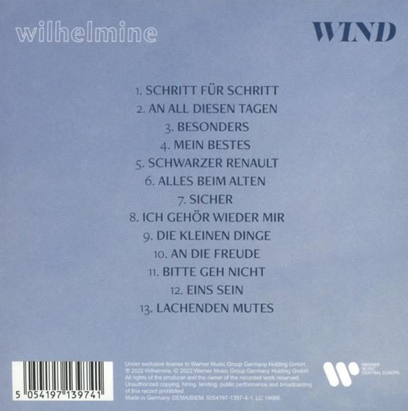 Die Rückseite einer CD mit Titelliste und Text. Die CD befindet sich auf weißem Hintergrund.