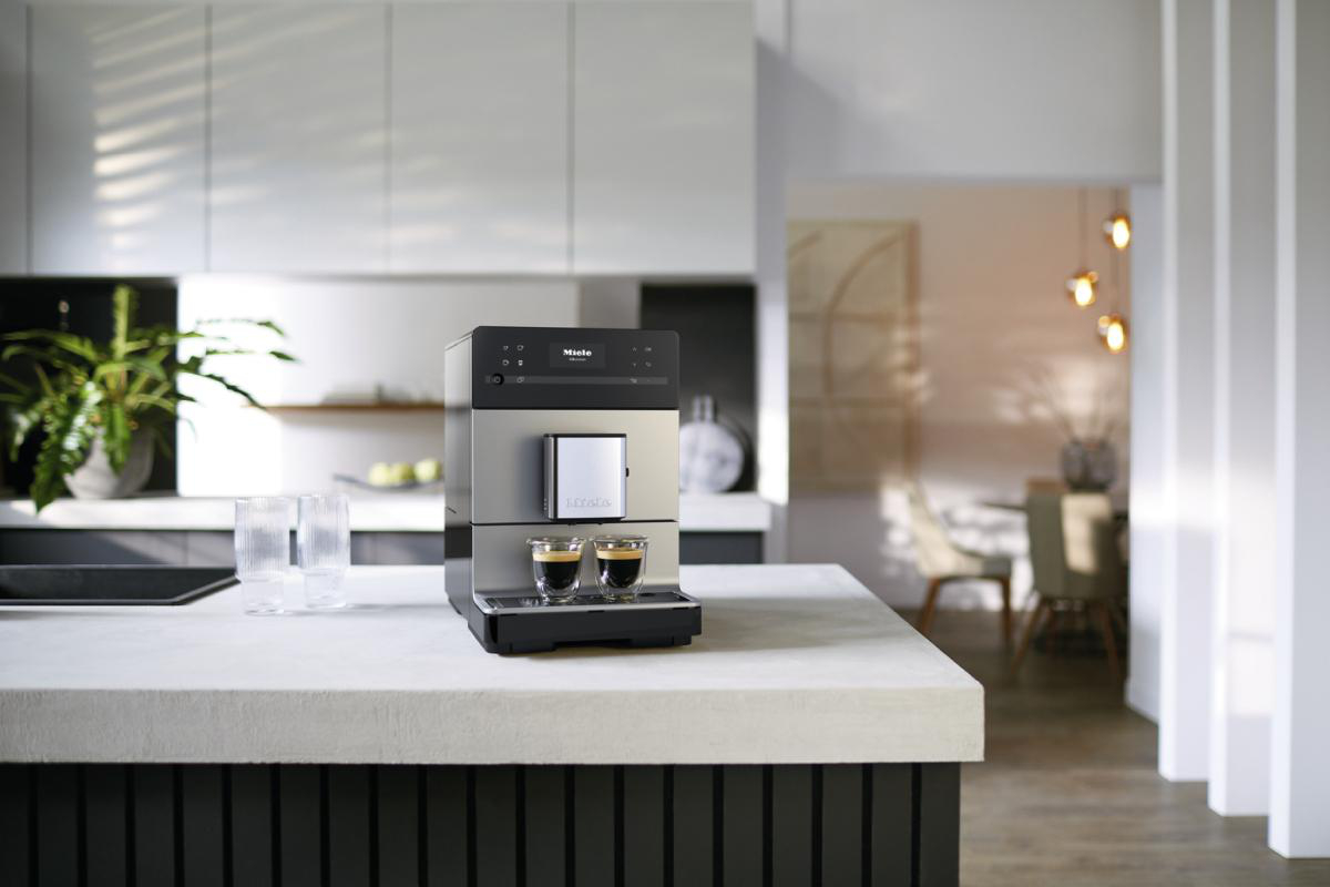 MIELE CM 5510 Silence Kaffeevollautomat AlusilberMetallic