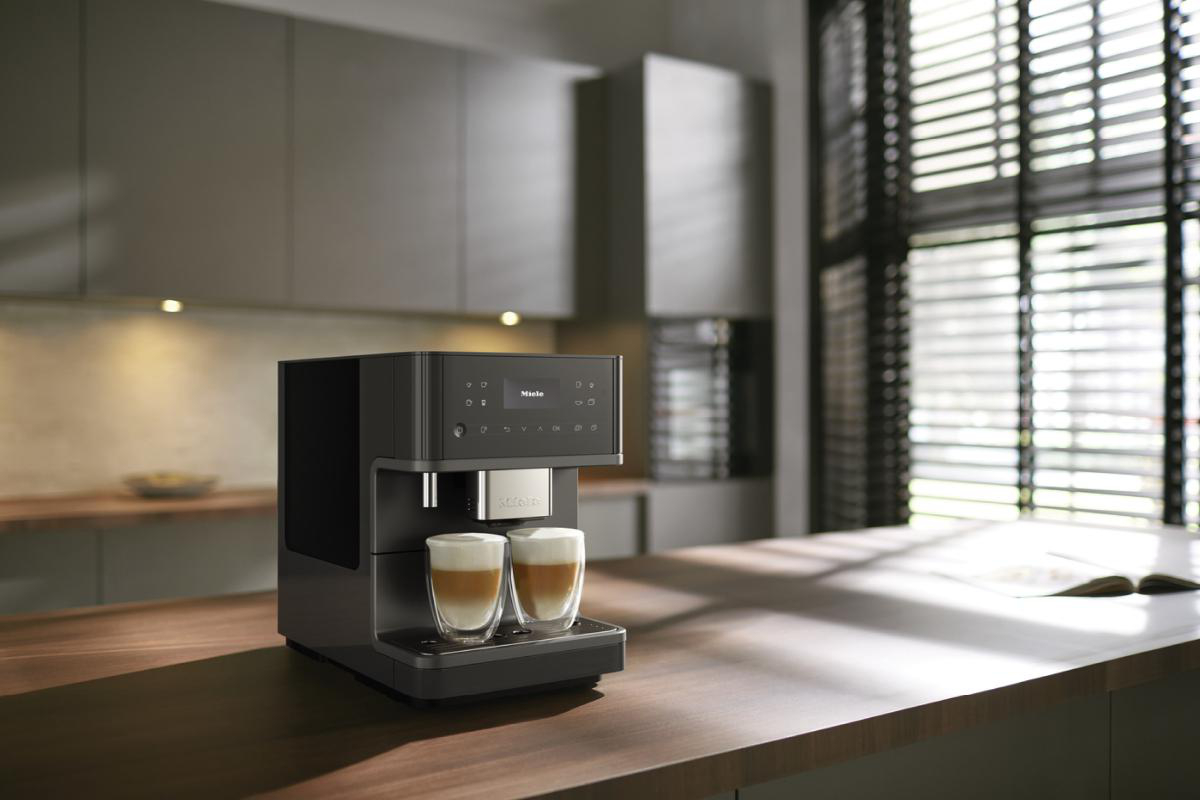MIELE CM 6560 MilkPerfection Kaffeevollautomat Graphitgrau PearlFinish