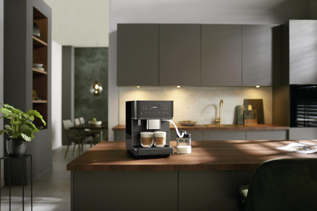 MIELE CM 6560 MilkPerfection Kaffeevollautomat Graphitgrau PearlFinish