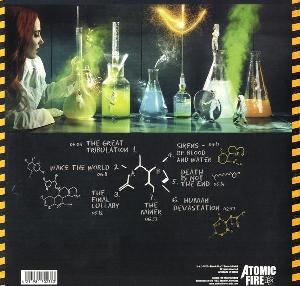 Albumcover mit wissenschaftlichen Illustrationen, Text und einer Frau im Laborkittel.