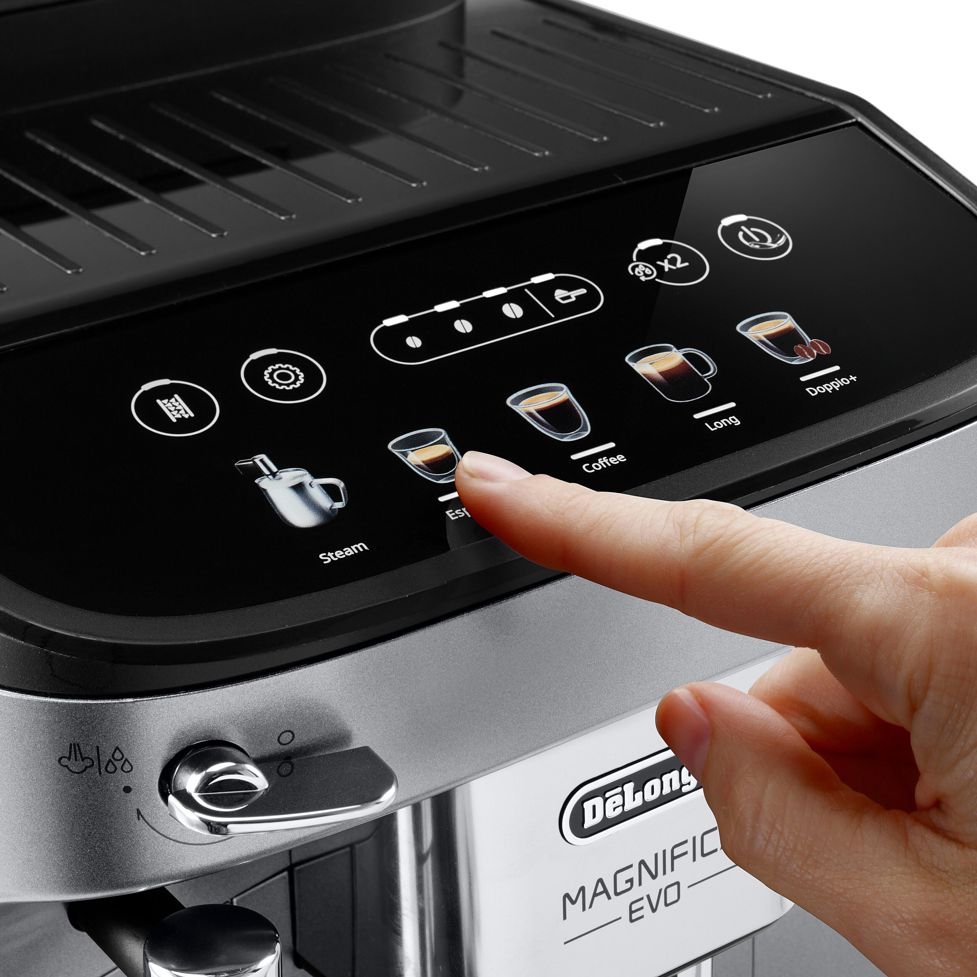 Ein Finger drückt die Taste 'Espresso' auf einer schwarzen Kaffeemaschine.
