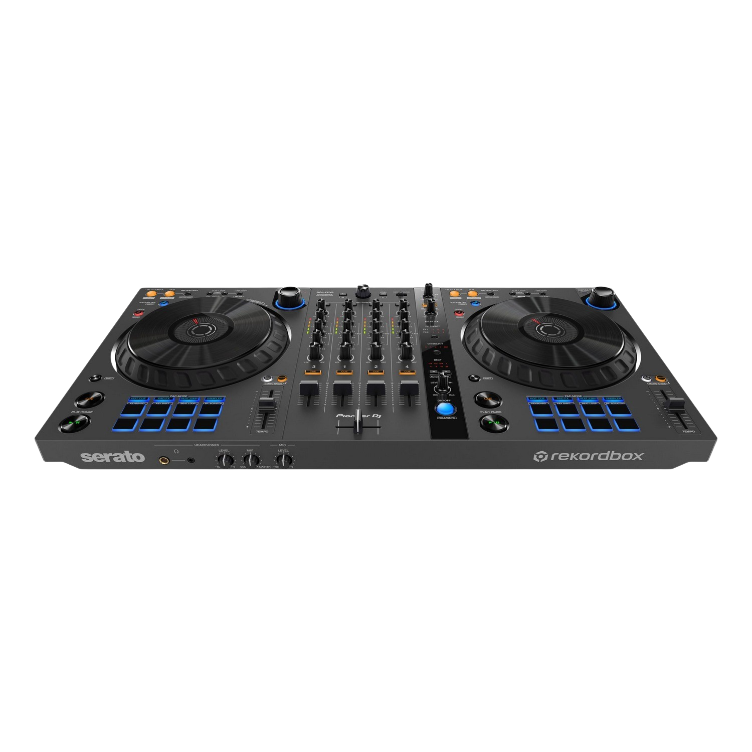 DJ-controller op zwarte achtergrond met twee draaitafels en een mixer ertussen.