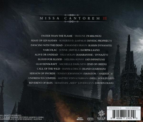 Rückseite einer CD mit einer gotischen Szene und Songtiteln. Text enthält Künstlernamen.