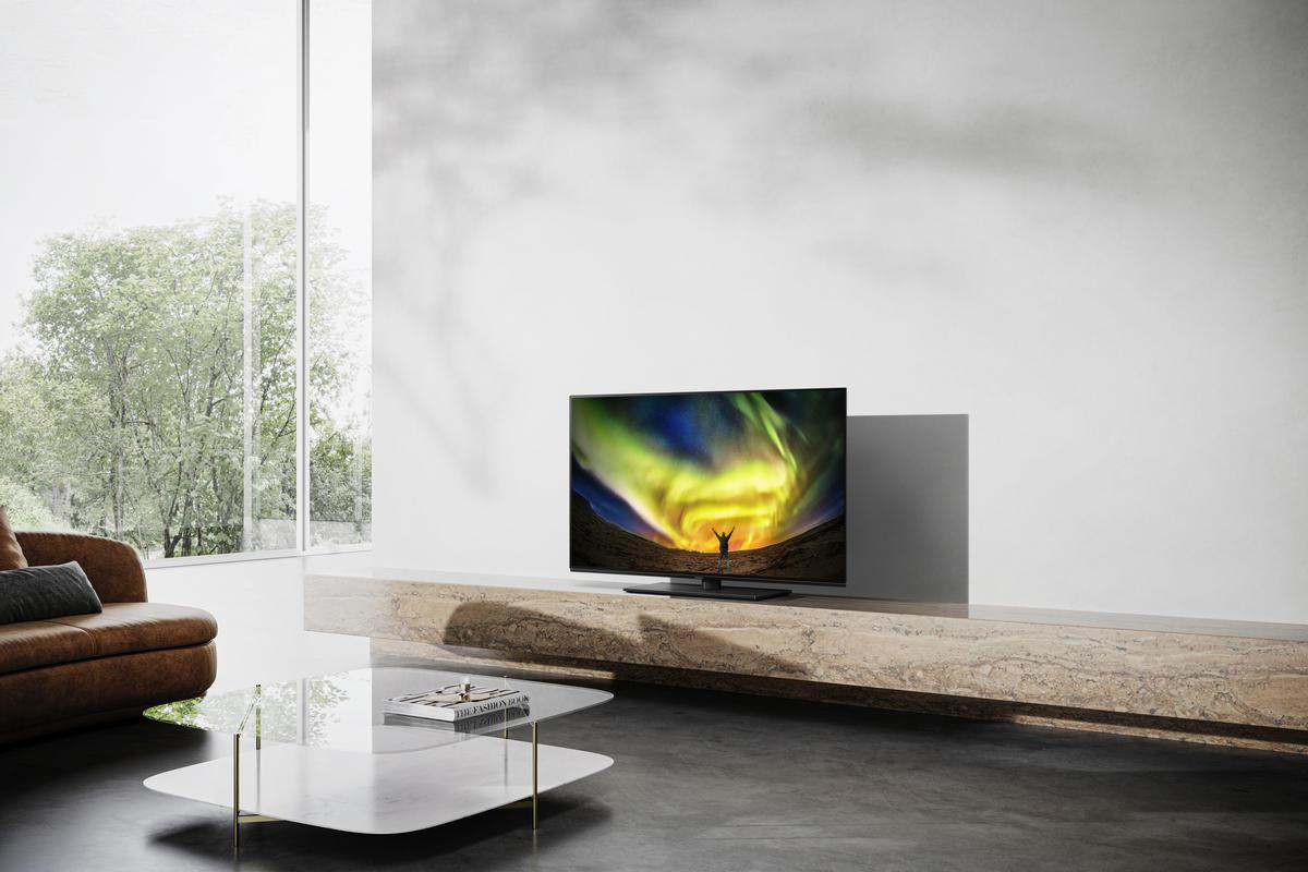 PANASONIC TX-42LZW984 OLED-TV (Flat, 42 Zoll / 106 cm, OLED 4K, SMART TV)
