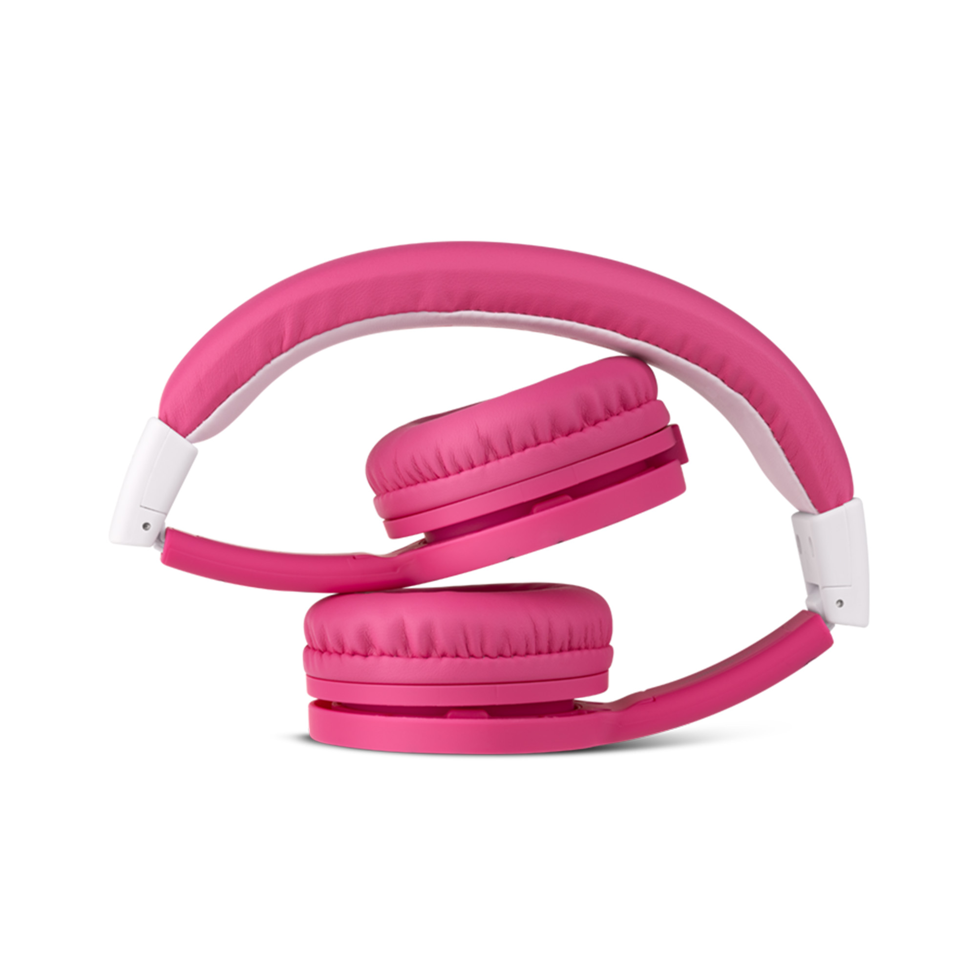 Gefaltete rosa Kopfhörer auf weißem Hintergrund. Ohrmuscheln und Kopfband sind sichtbar.