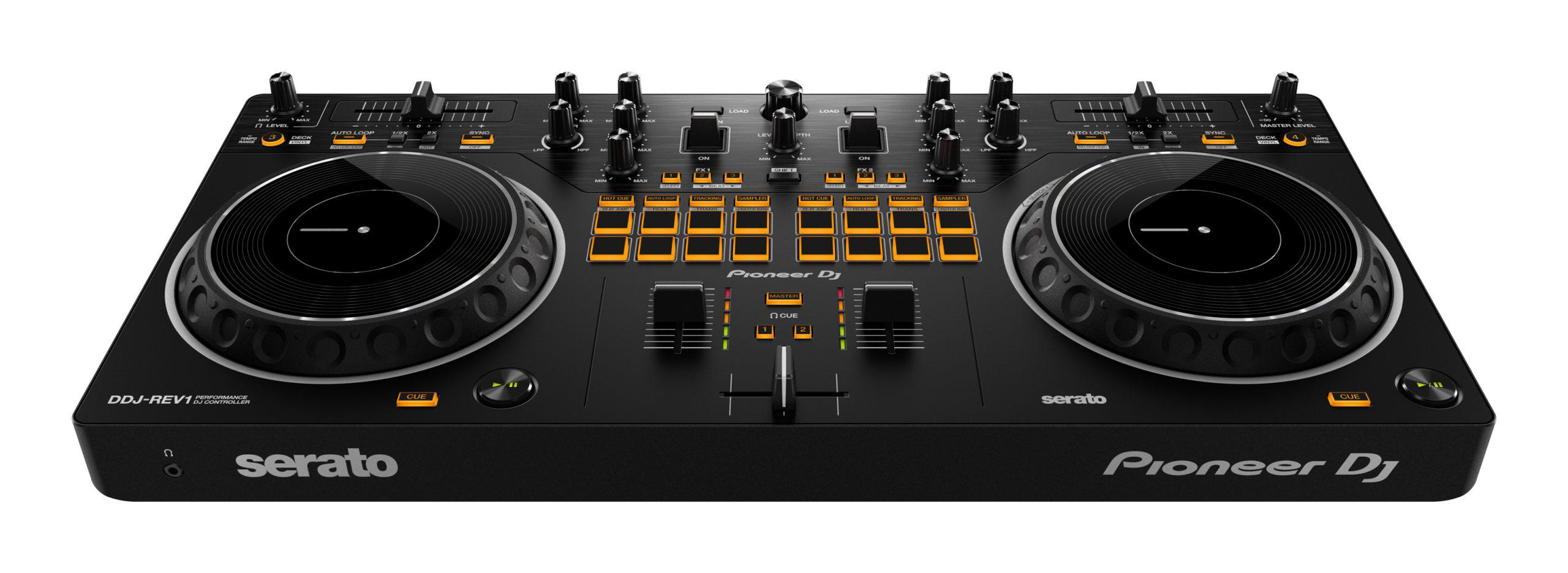Schwarzer DJ-Controller mit zwei Plattenspielern, Mixer und verschiedenen Bedienelementen.