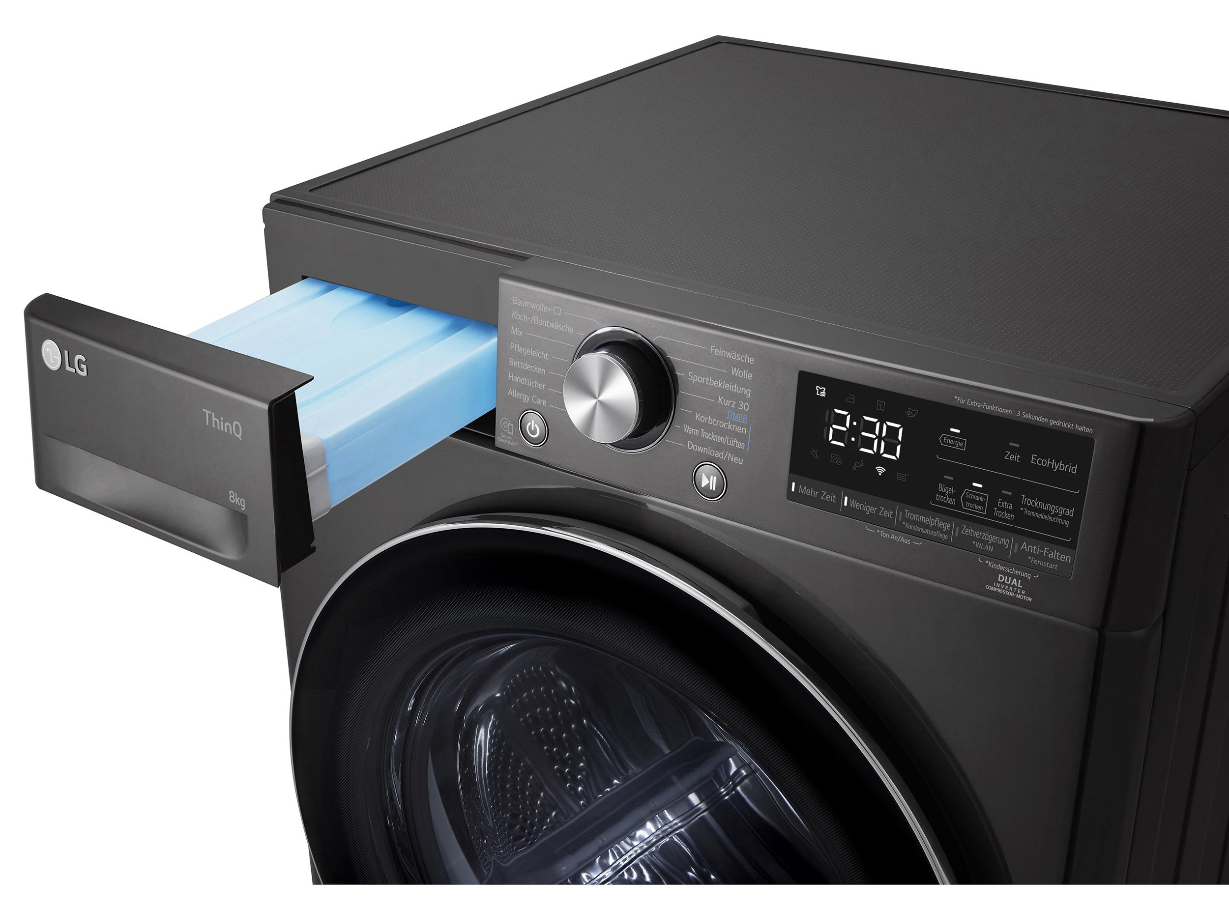 LG Trockner mit geöffneter blauer Filterschublade. Schwarze Maschine, Digitalanzeige. Nahaufnahme.