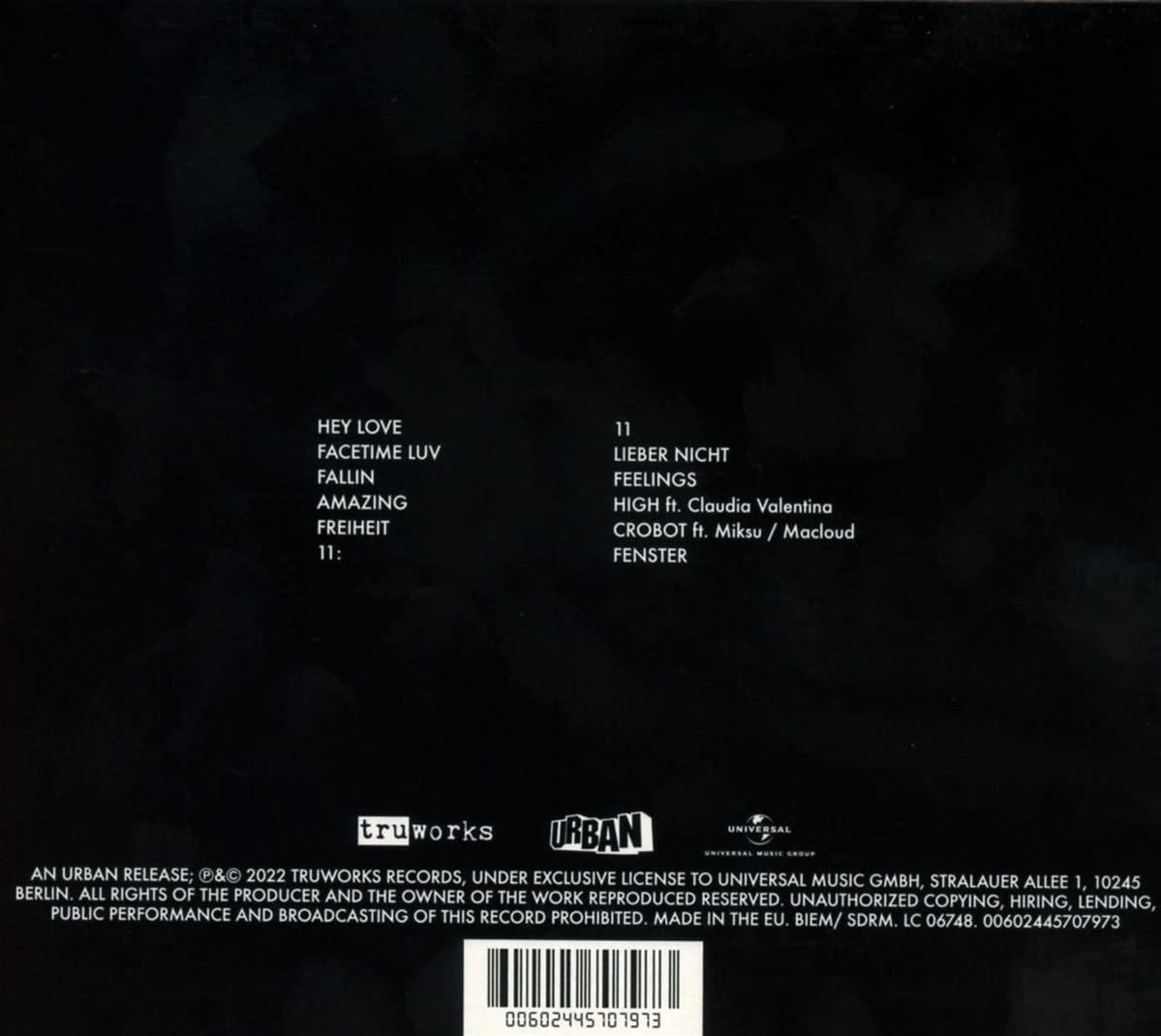 Rückseite eines Albums mit Songtiteln und Credits in weißer Schrift auf schwarzem Hintergrund.