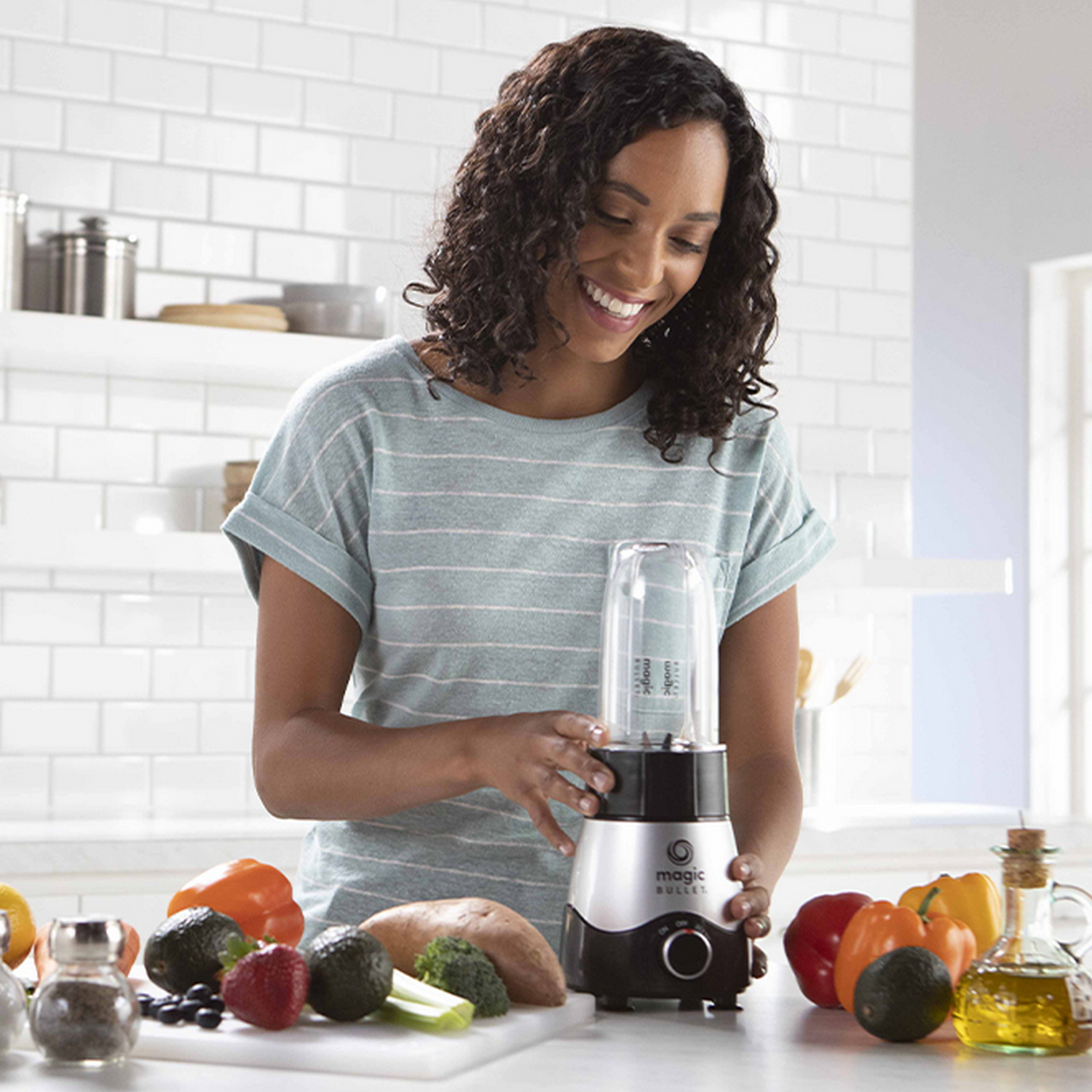 Magic Bullet Mini-blender, 7-delige set, 200 watt met kruisblad, zilver