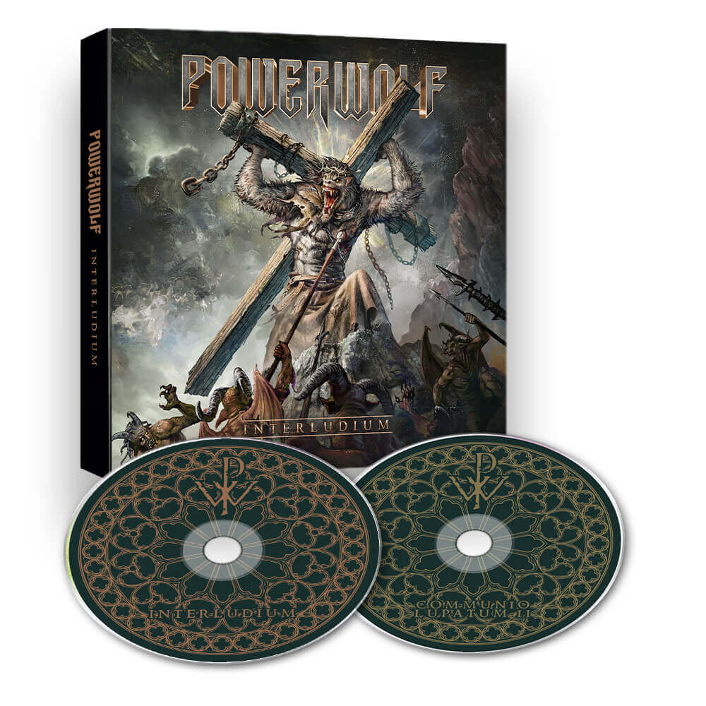 Albumcover von Powerwolfs 'Interludium' mit Bandlogo und Artwork.