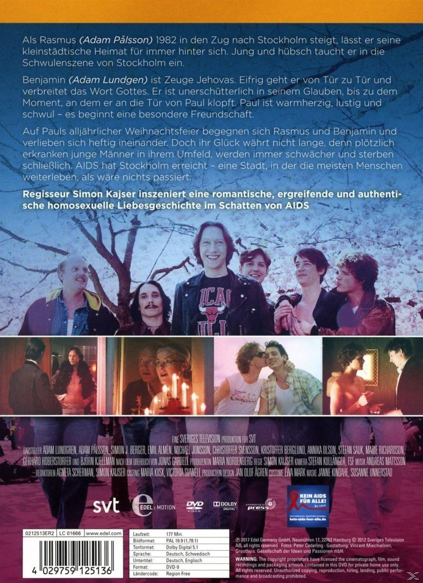 DVD-Cover eines Films. Gruppe von Leuten, Text auf Deutsch.