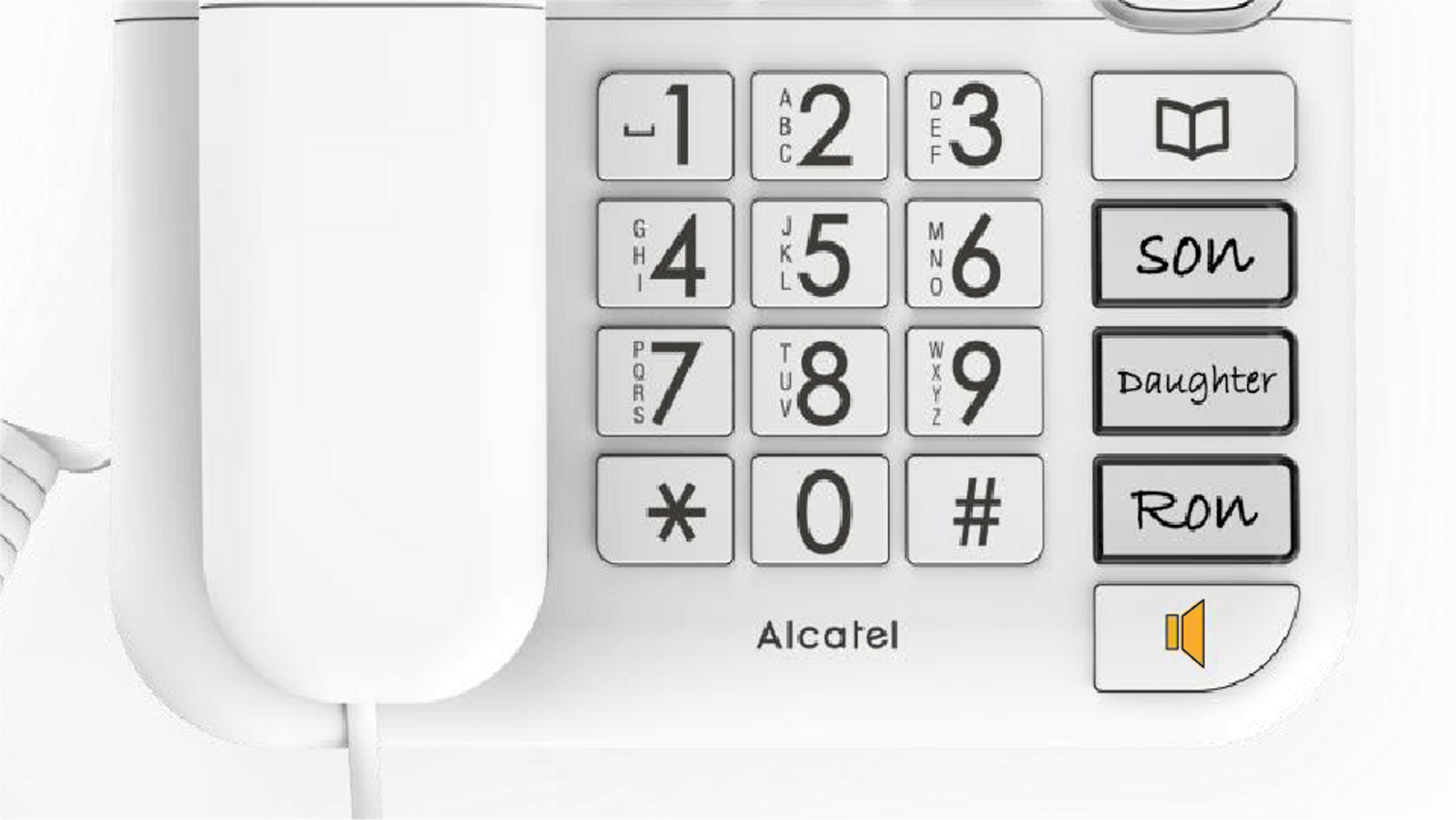 Telefono fisso bianco con tasti grandi. Numeri, tasti nome (Figlio, Figlia, Ron) e icona altoparlante.