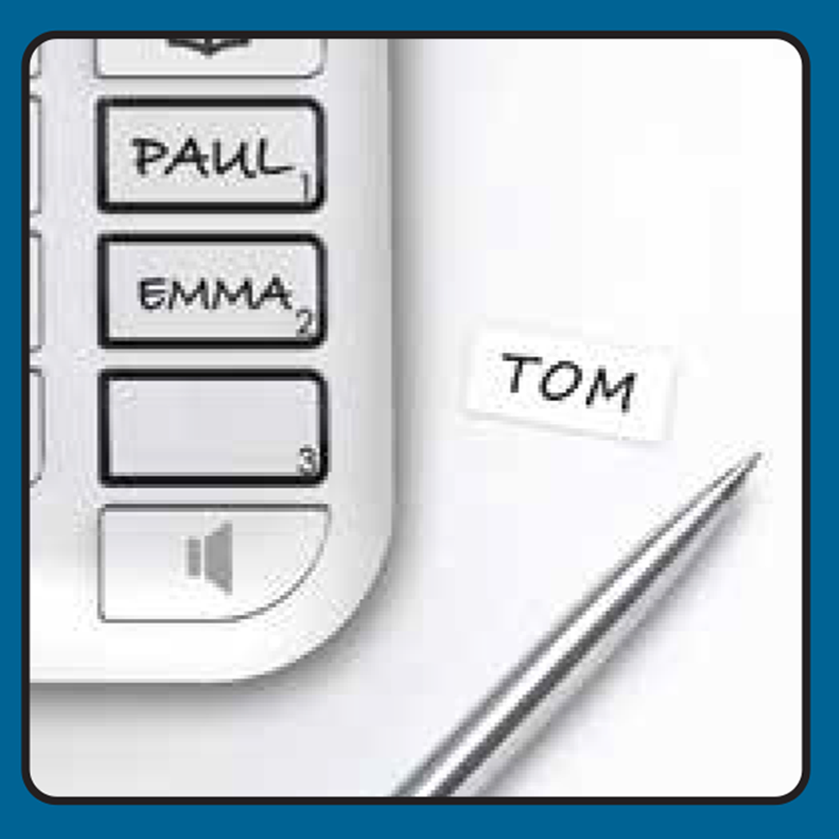 Una tastiera bianca con quadrati etichettati: Paul, Emma, Tom e un'icona dell'altoparlante.