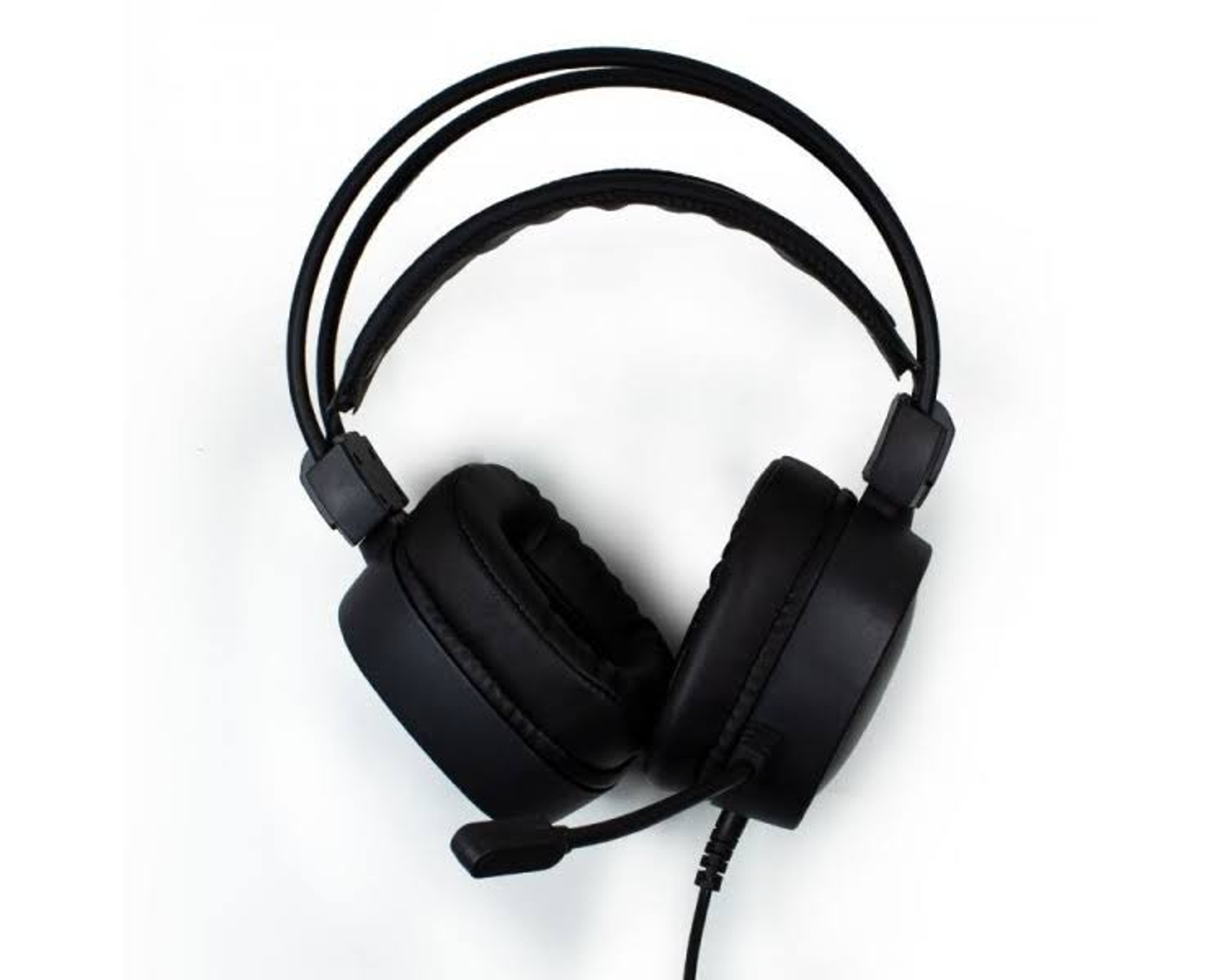 Czarne słuchawki z mikrofonem, umieszczone na białej powierzchni. Słuchawki są widoczne z góry.