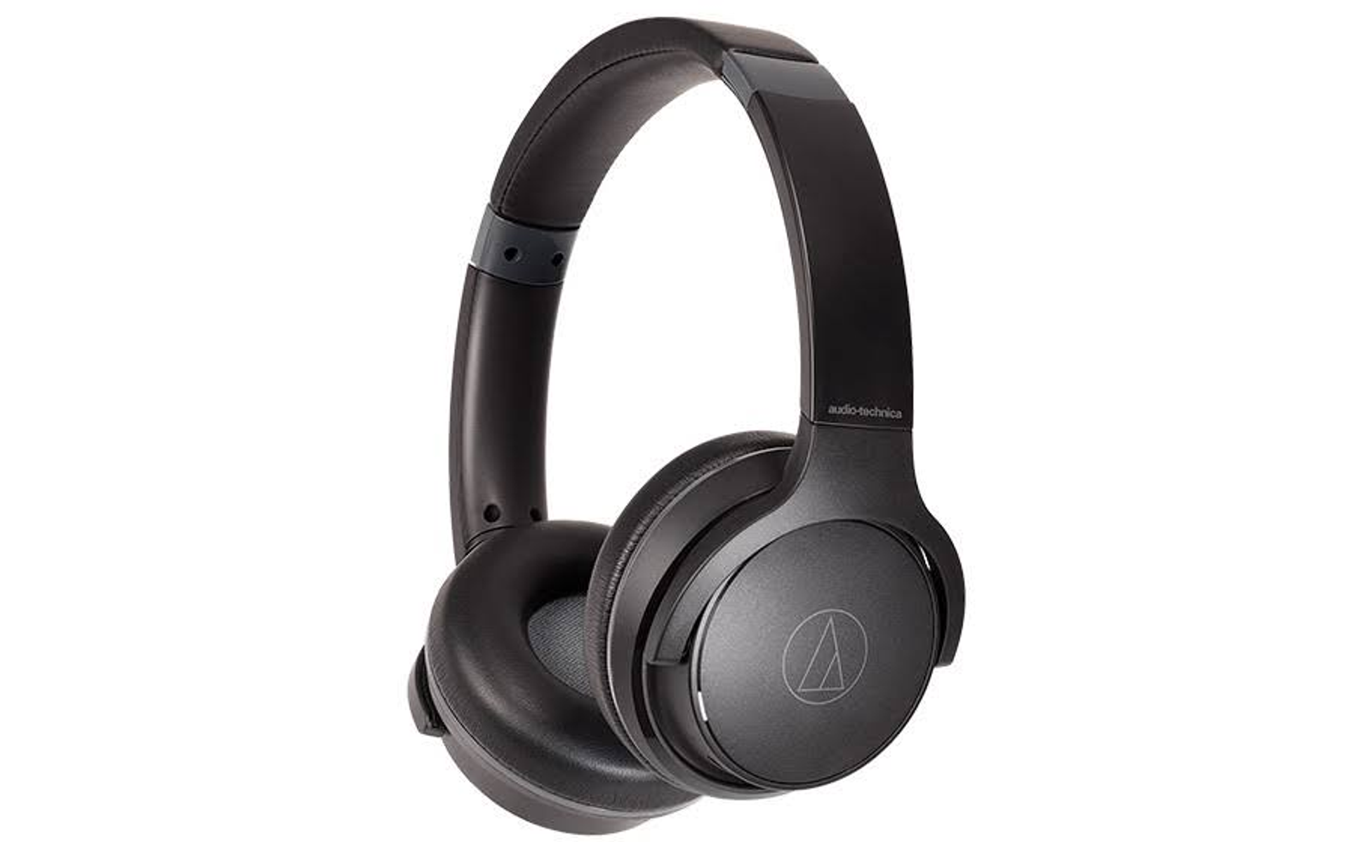 Schwarzer Audio-Technica-Kopfhörer auf weißem Hintergrund. Geschlossenes Design.