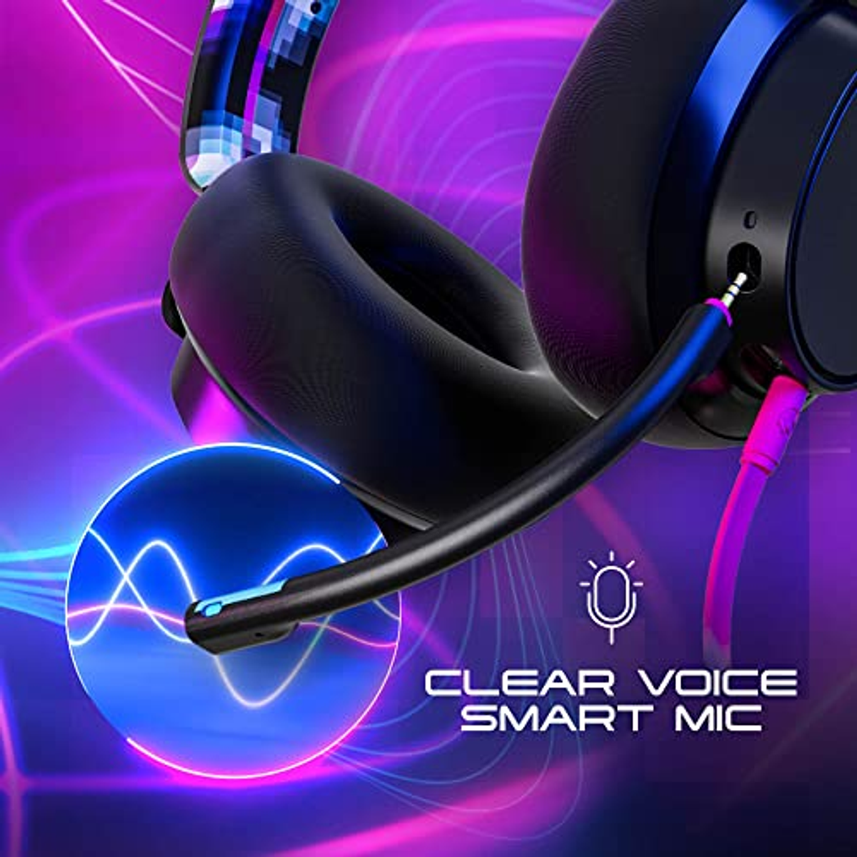 Czarny zestaw słuchawkowy z mikrofonem, neonowe światła w fioletowo-niebieskim otoczeniu.