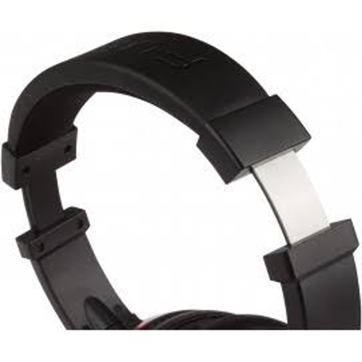 Zbliżenie czarnych słuchawek, białe tło.