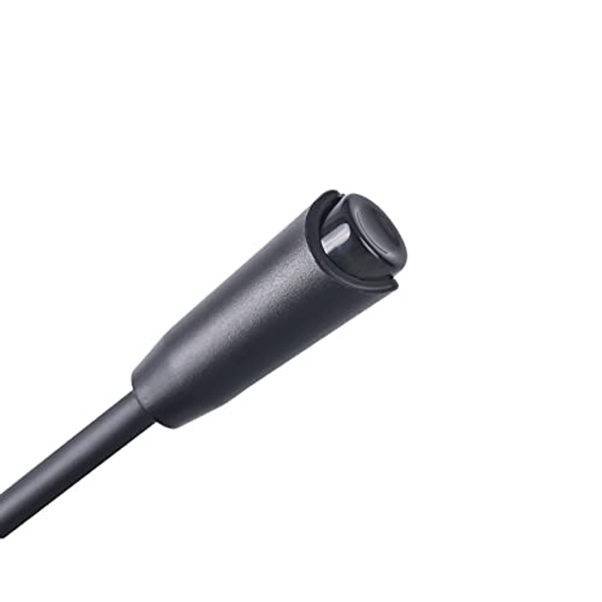 Primer plano de un micrófono negro al final de un cable. El micrófono tiene un botón.