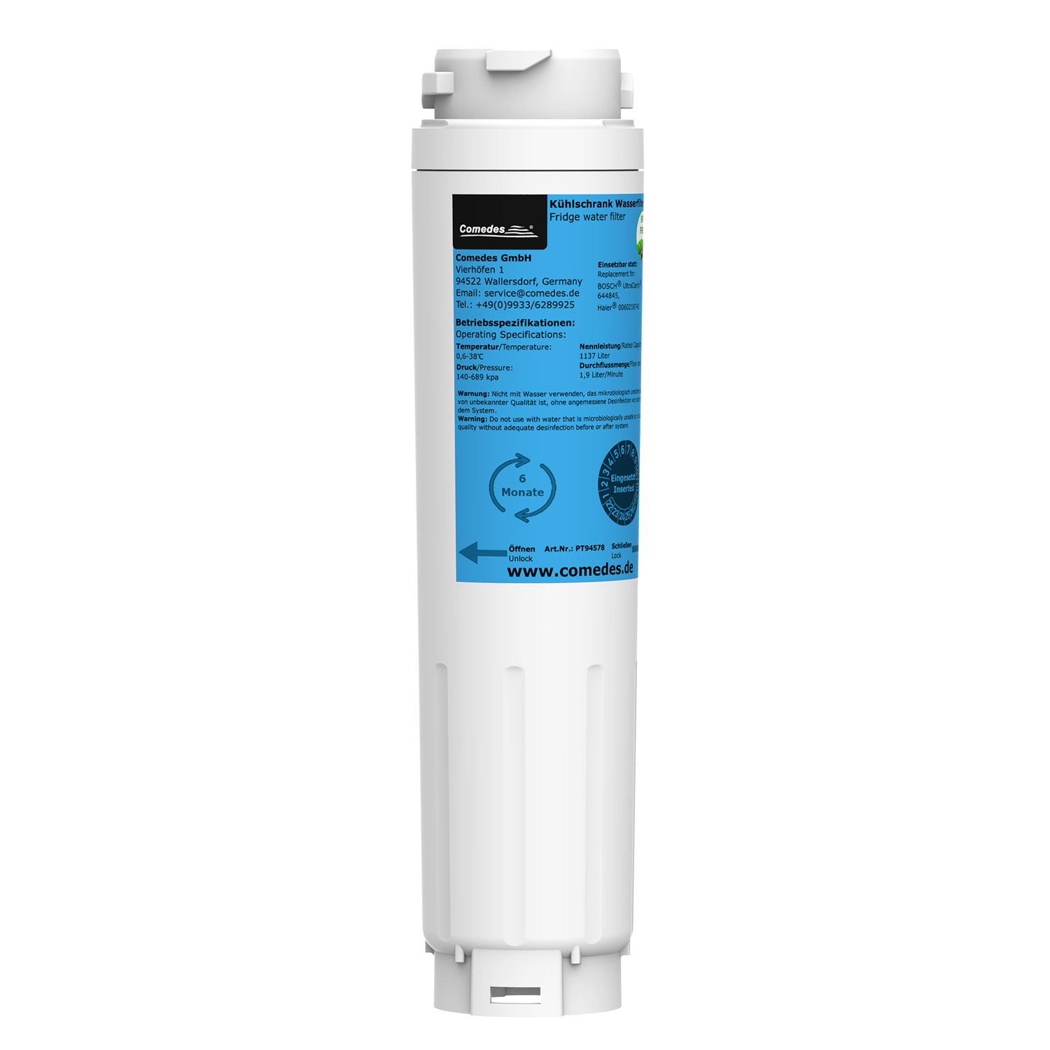 Weißer Wasserfilter mit Text auf der Seite. Der Filter vor weißem Hintergrund.