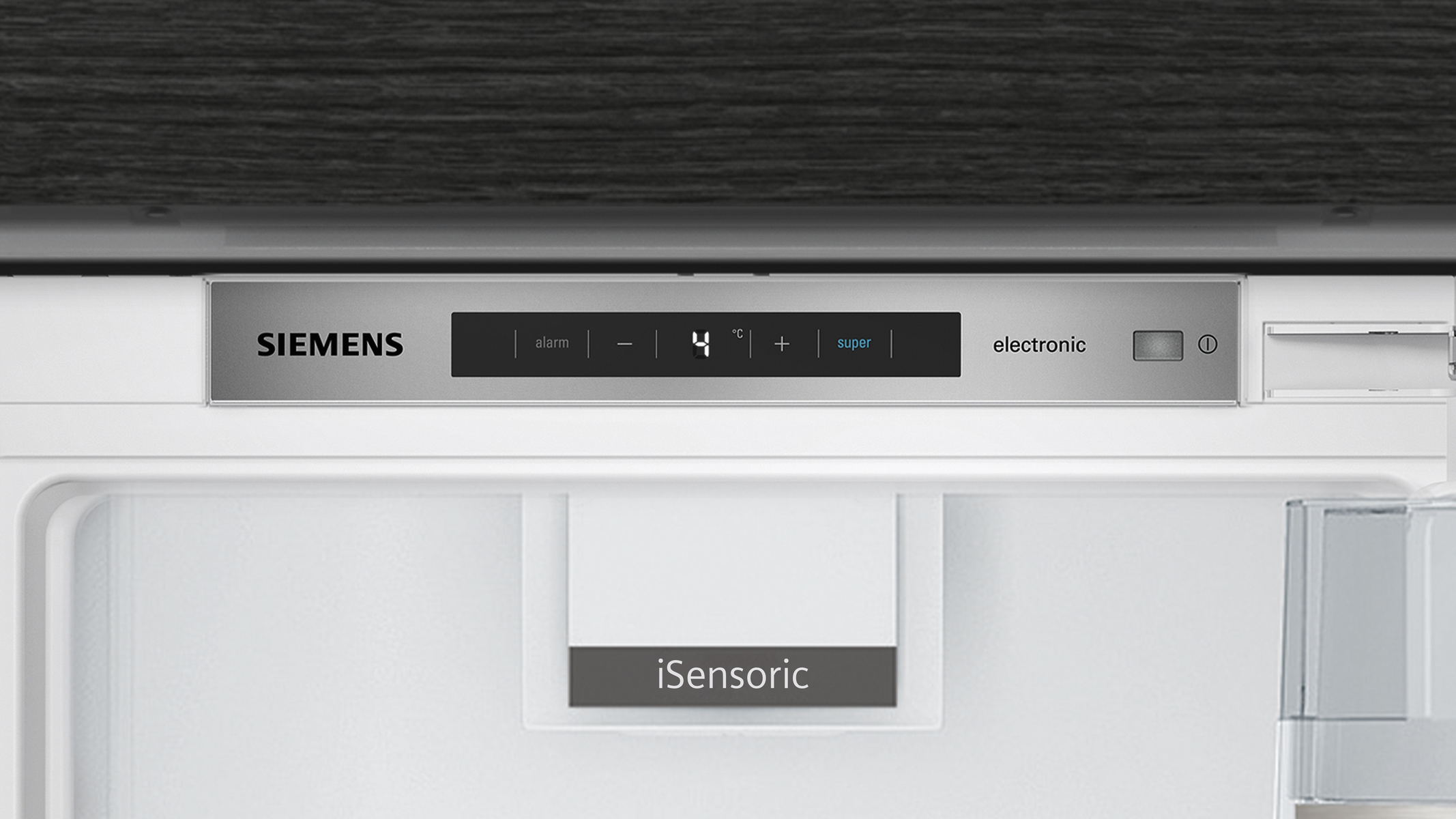 Een Siemens koelkast bedieningspaneel toont temperatuur, alarm en instellingen.