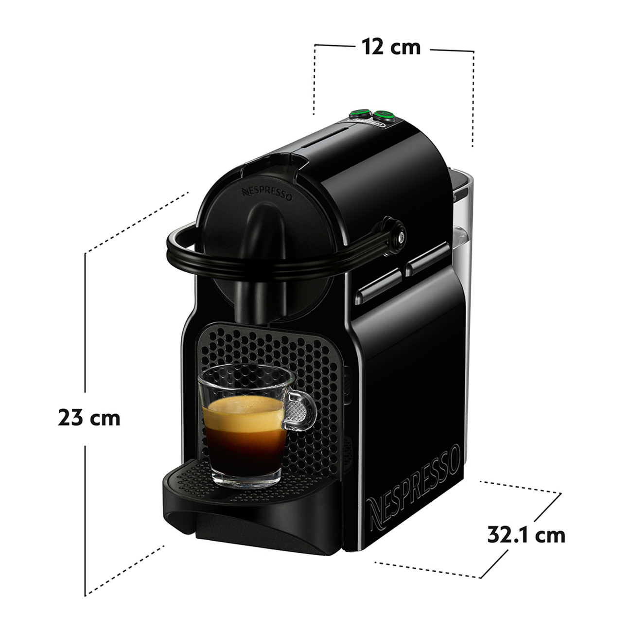 Schwarze Nespresso-Kaffeemaschine mit einem Glas Kaffee. Abmessungen sind angegeben. Der Hintergrund ist schlicht.