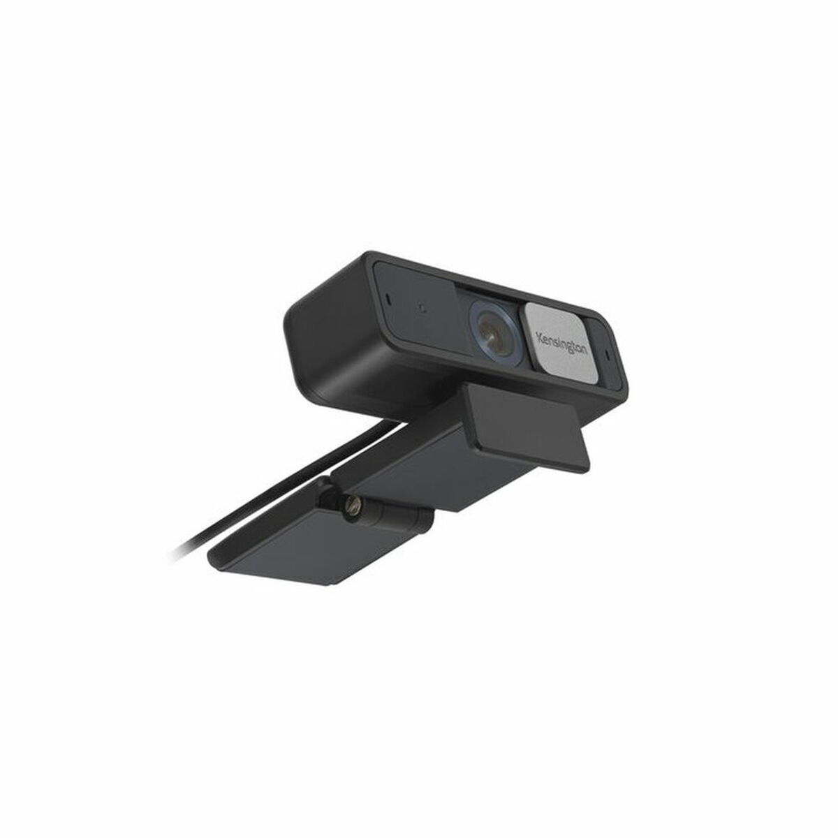 Czarna kamera internetowa Kensington z ostrością na obiektyw. Skierowana w górę, z małą srebrną płytką.