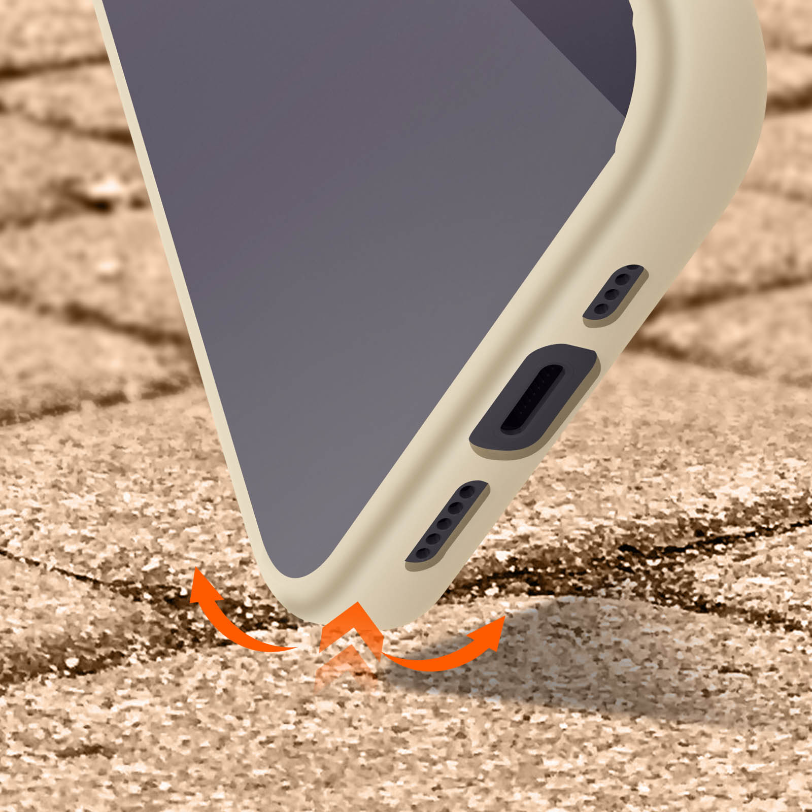 Custodia del telefono sulla sabbia. Parte di un telefono con custodia beige. Frecce arancioni mostrano l'impatto.