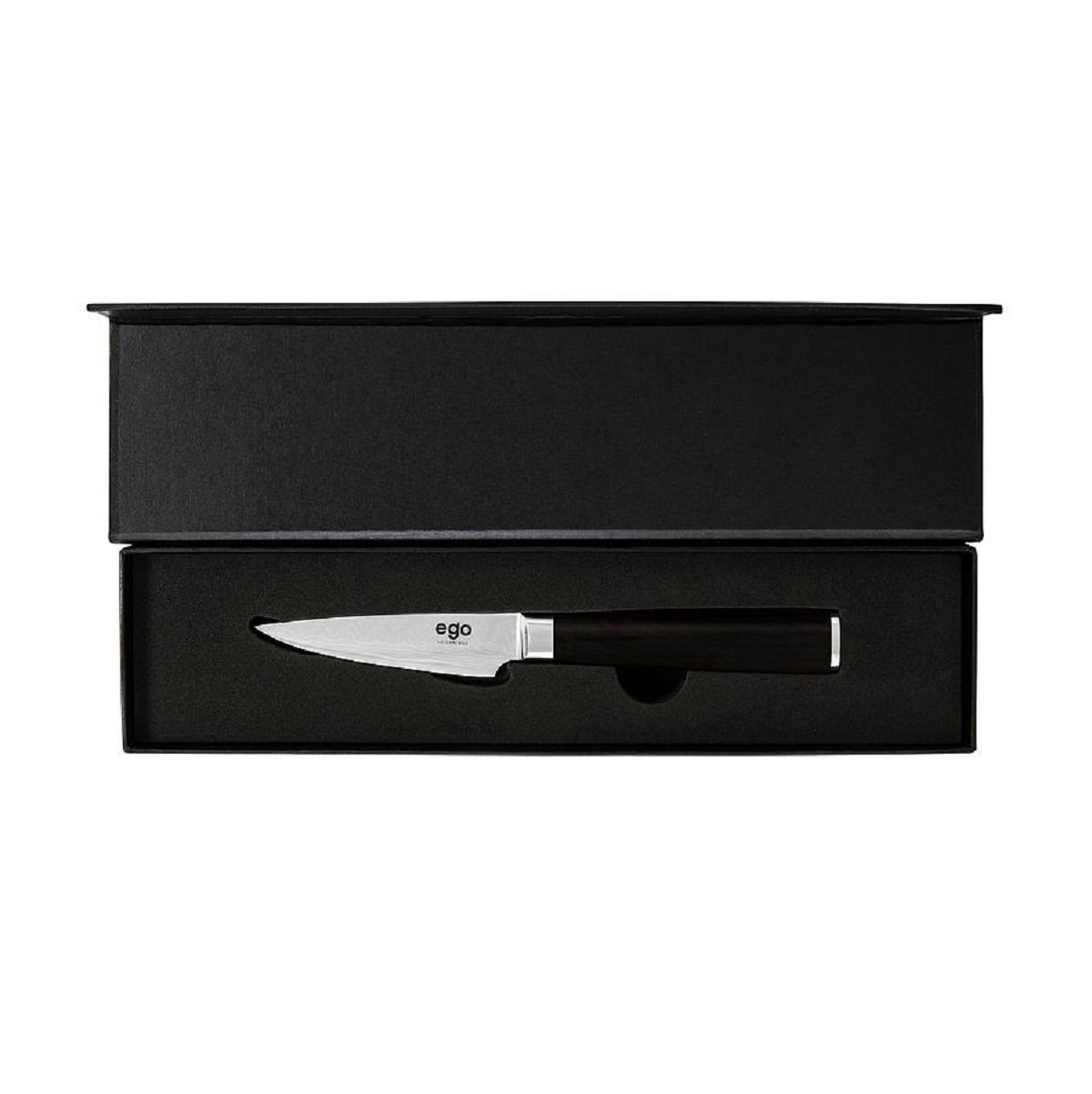 Ein schwarzes Messer in einer schwarzen Box. Klinge silber, Griff schwarz.
