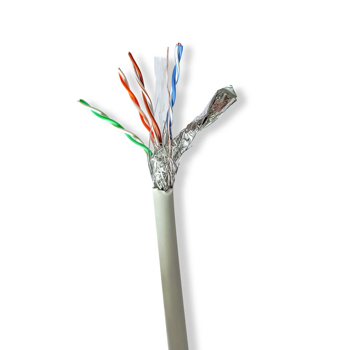 Geschnittenes CAT6-Kabel mit freiliegenden farbigen Drähten: weiß, orange, blau, grün, braun.