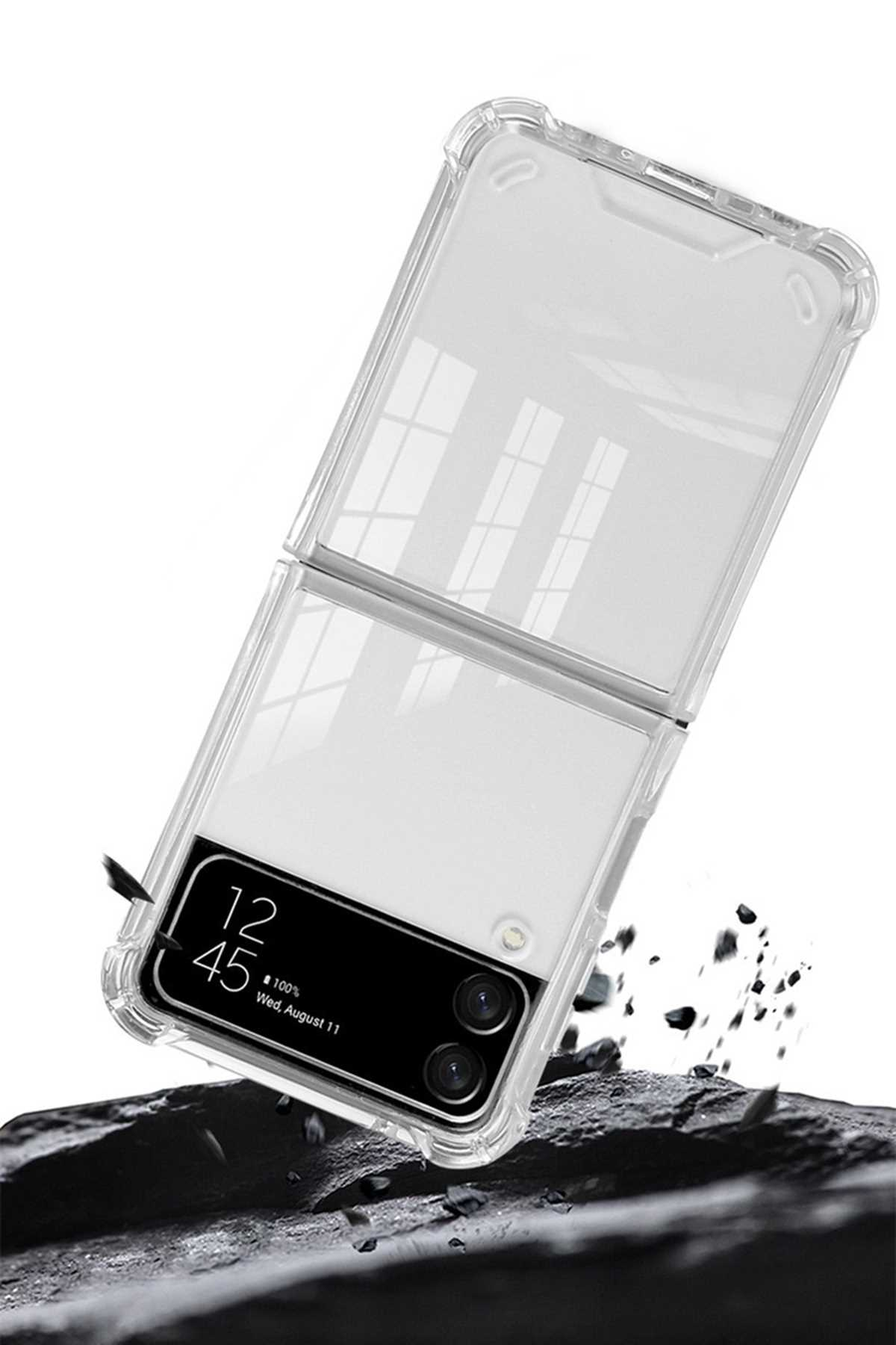 Eine weiße, transparente Schutzhülle für das Telefon, leicht geneigt, mit Telefon im Inneren. Schwarzer Bildschirm.